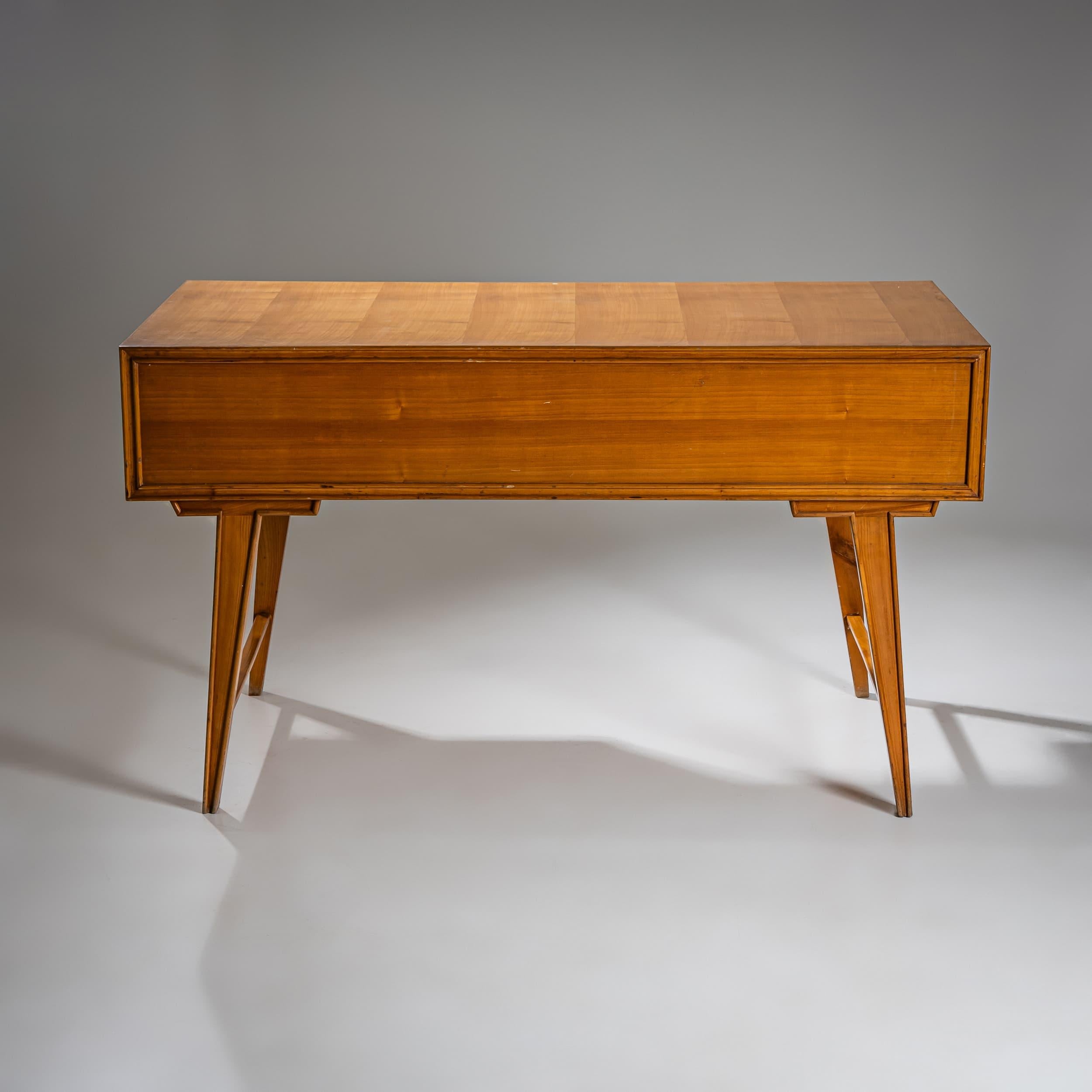 Mid-Century Desk, 1950s/60s For Sale 1