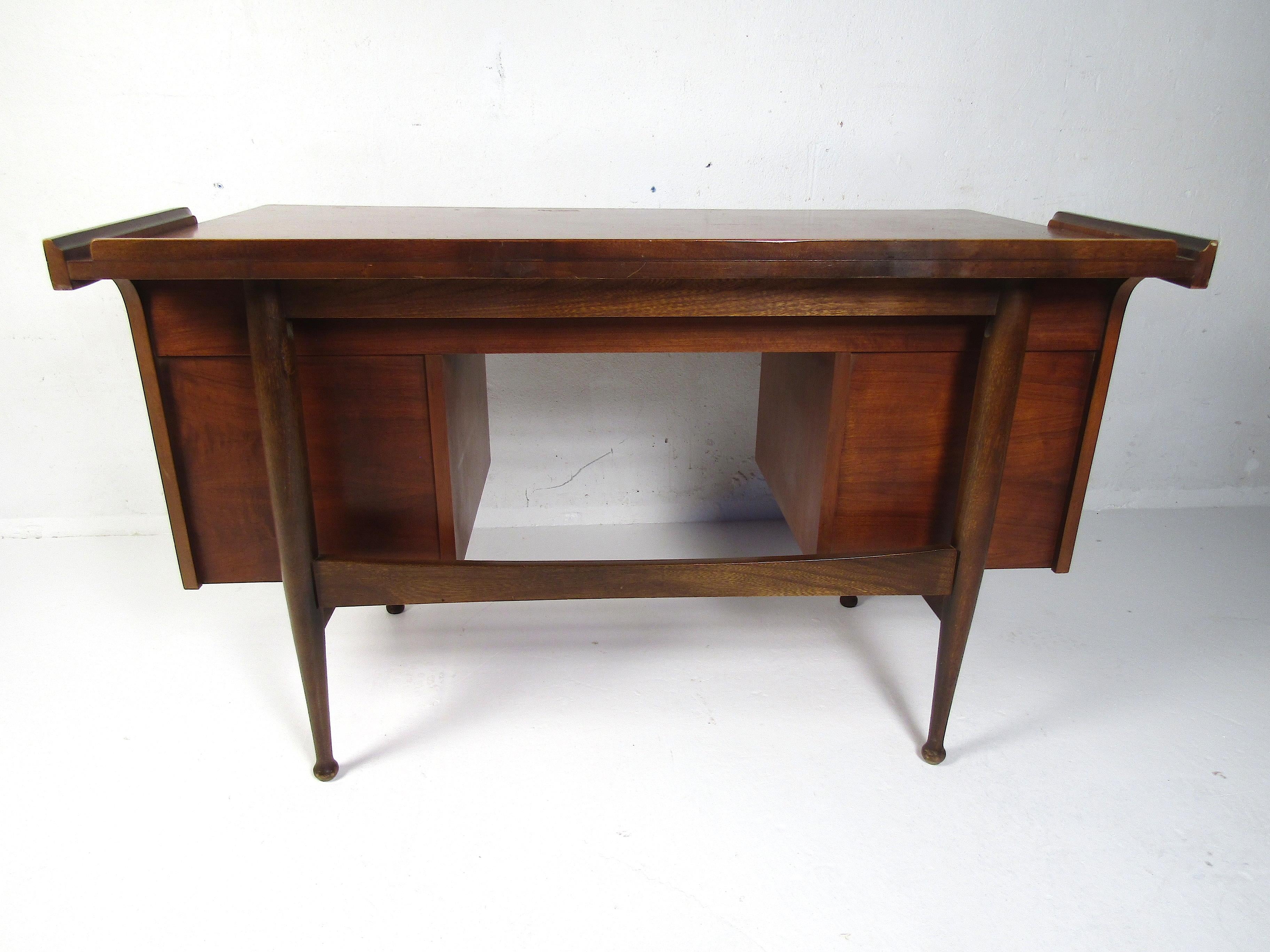 Mid-20th Century Midcentury Desk and Chair by Hooker Furniture