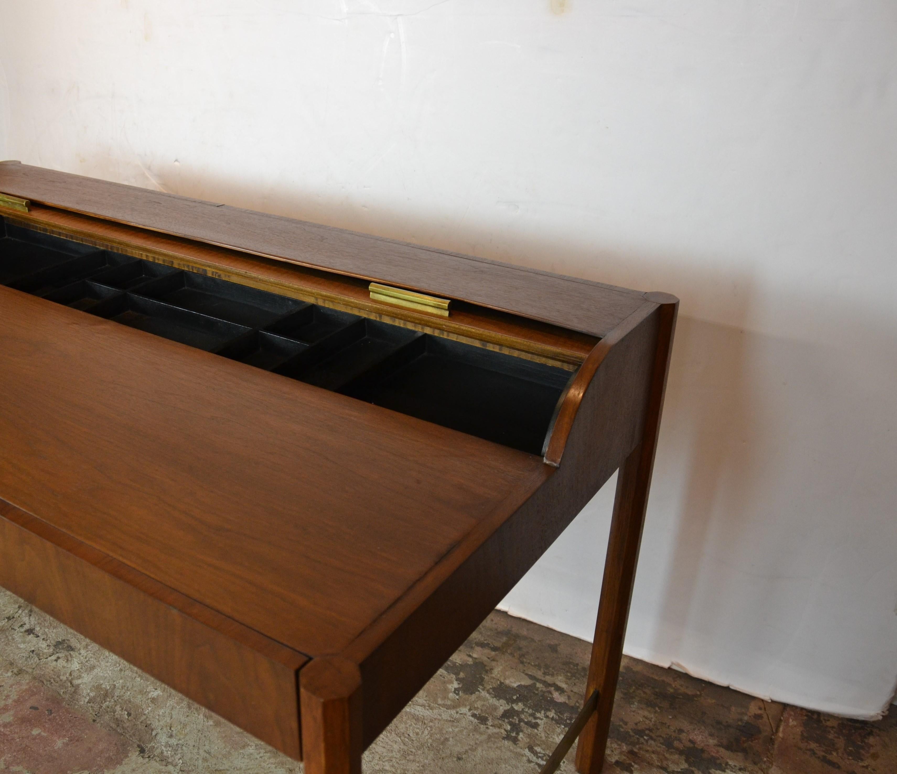 hekman desk leather top