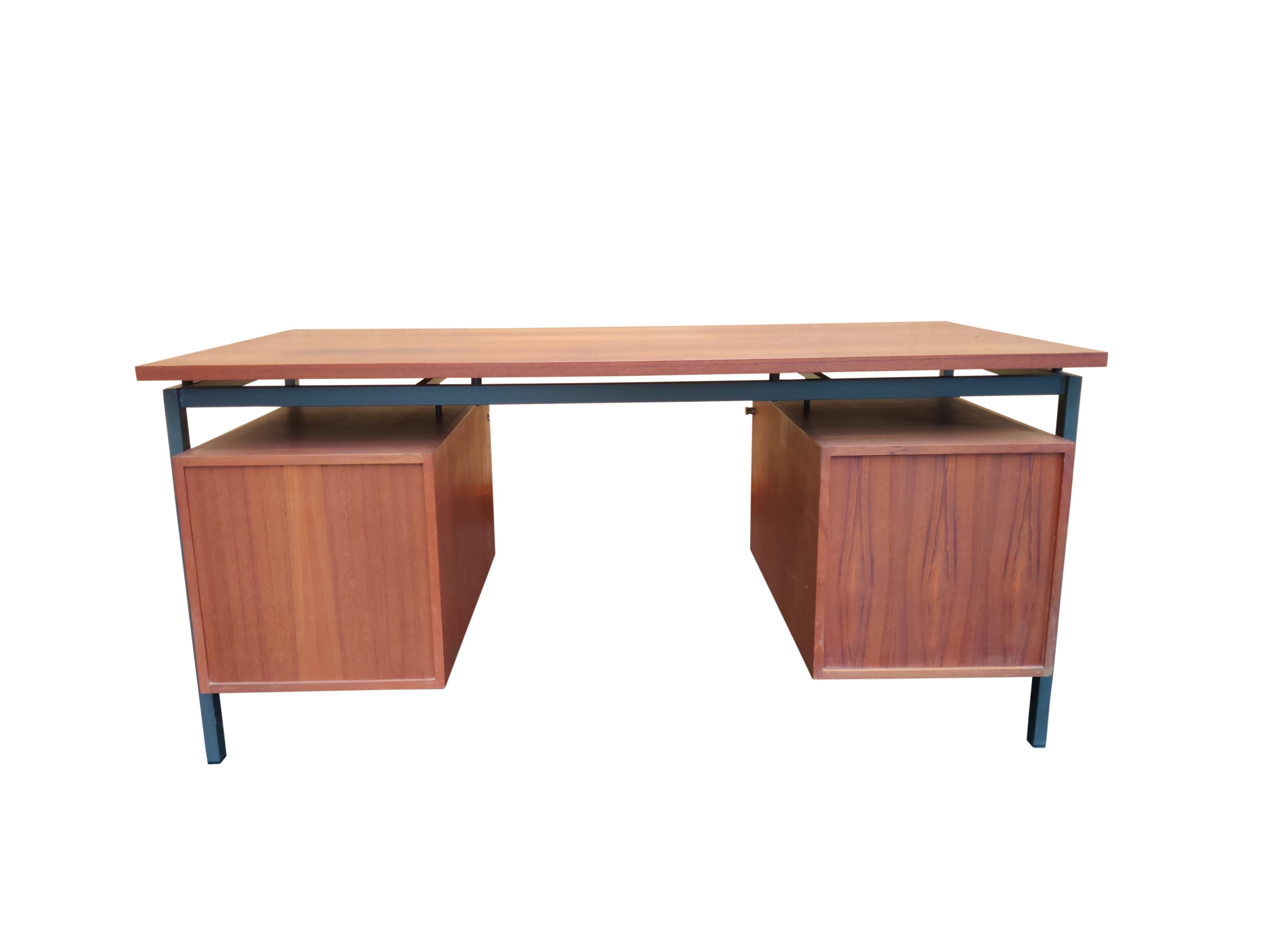 Midcentury Desk by Herbert Hircher, 1950s In Good Condition In HEVERLEE, BE