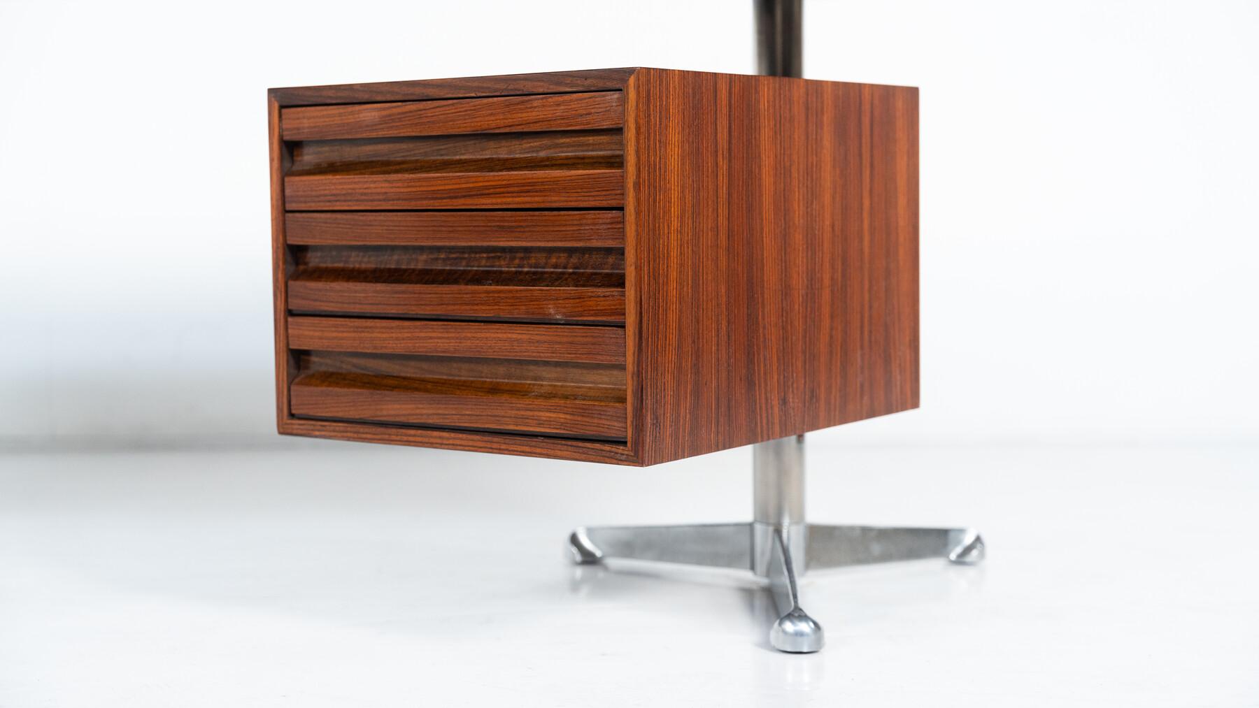 Mid-Century Desk by Osvaldo Borsani for Tecno, Italy, 1960s For Sale 13