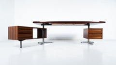 Mid-Century Desk by Osvaldo Borsani for Tecno, Italy, 1960s