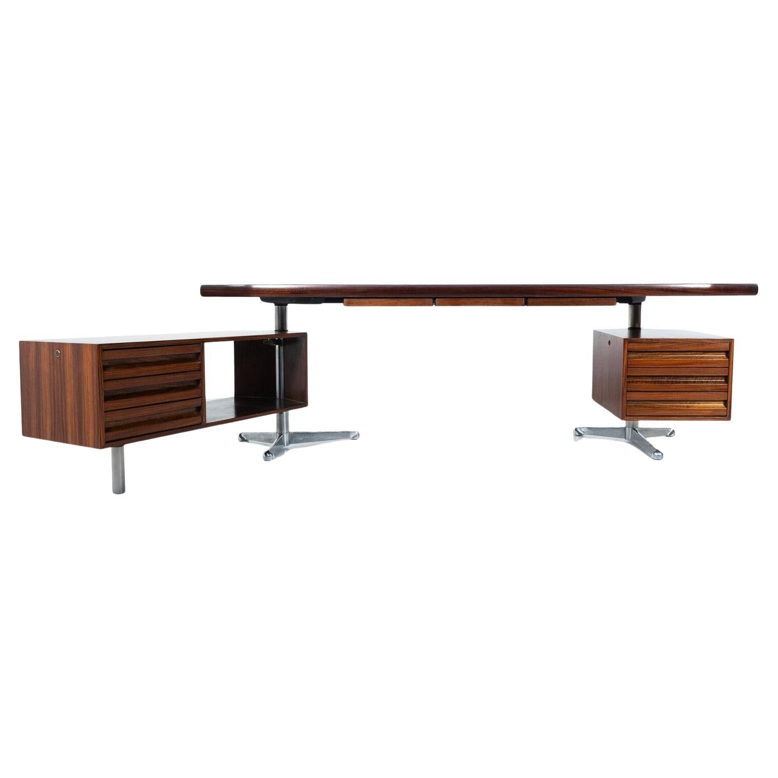 Mid-Century Desk by Osvaldo Borsani for Tecno, Italy, 1960s