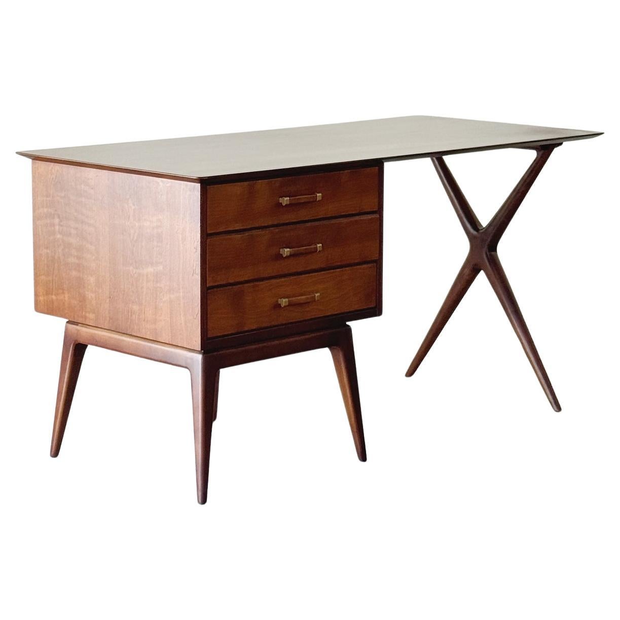 Bureau du milieu du siècle par Renzo Rutili pour Johnson Furniture