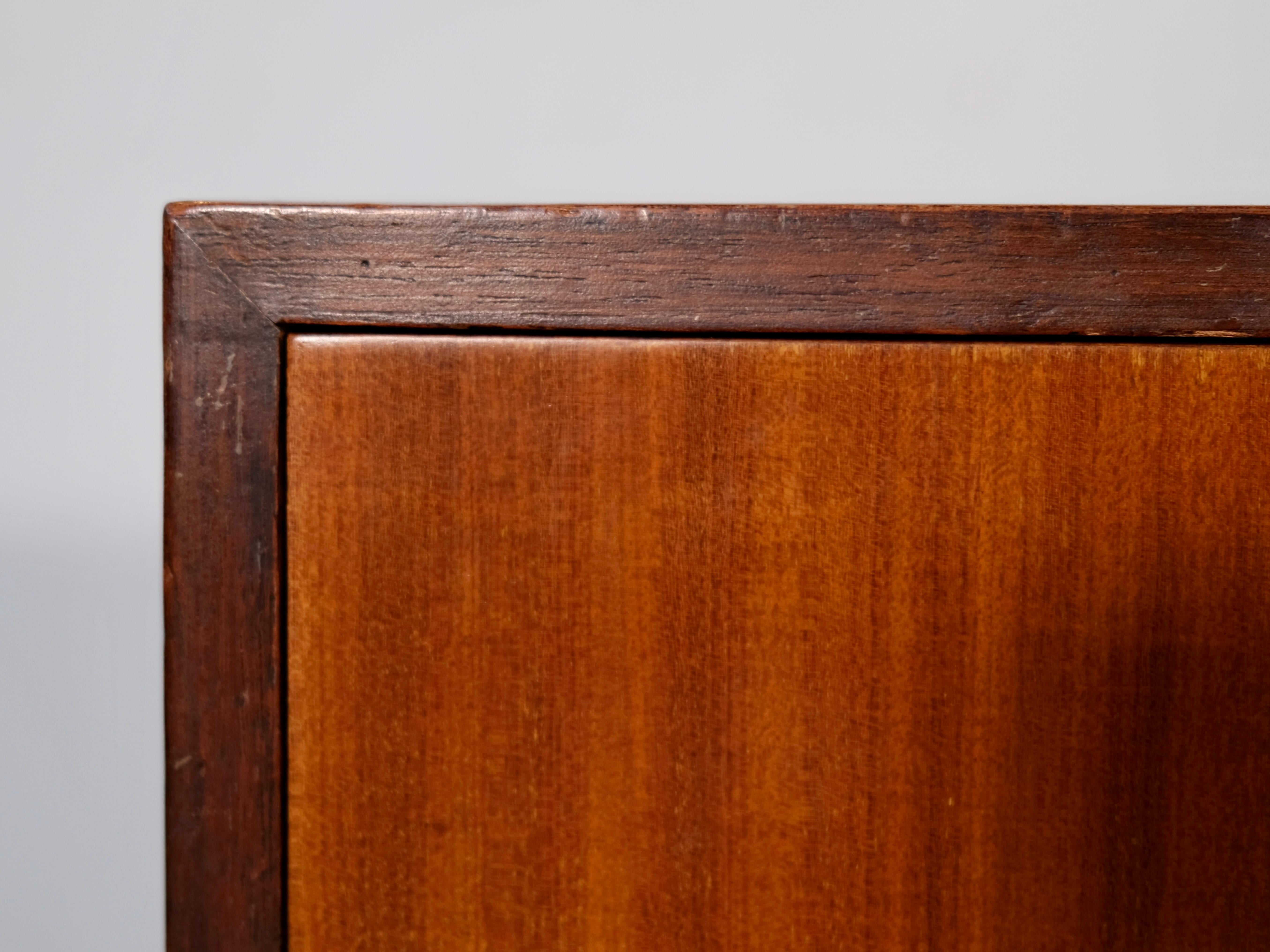 Bureau du milieu du siècle dernier de Silvio Cavatorta en acajou sur tubes en acier, Italie, années 1960 en vente 2