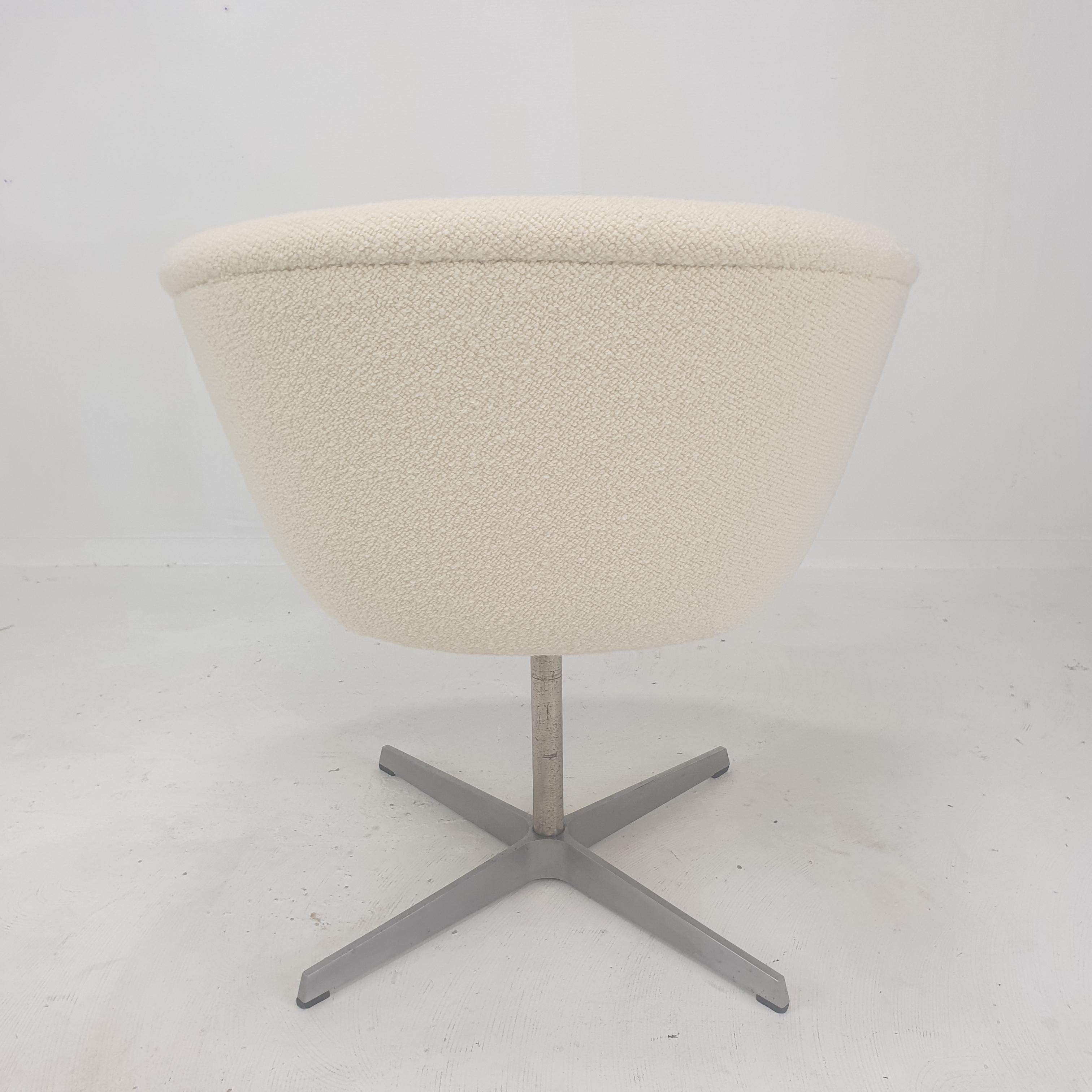 Steel Mid-Century Desk Chair by Pierre Paulin for Artifort, 1960s For Sale