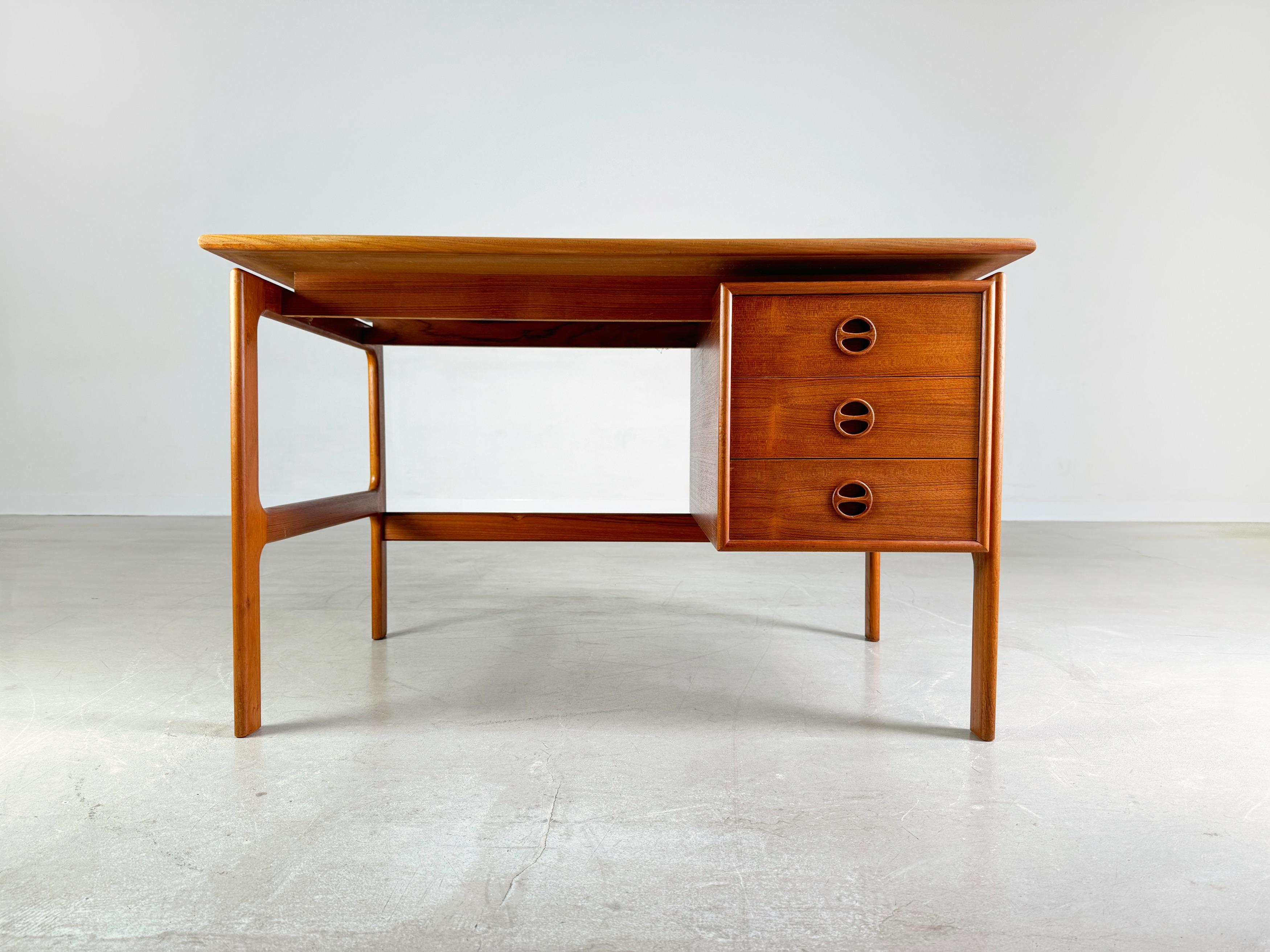 Danish Mid Century desk Gasvig Mobler Arne Vodder Teak