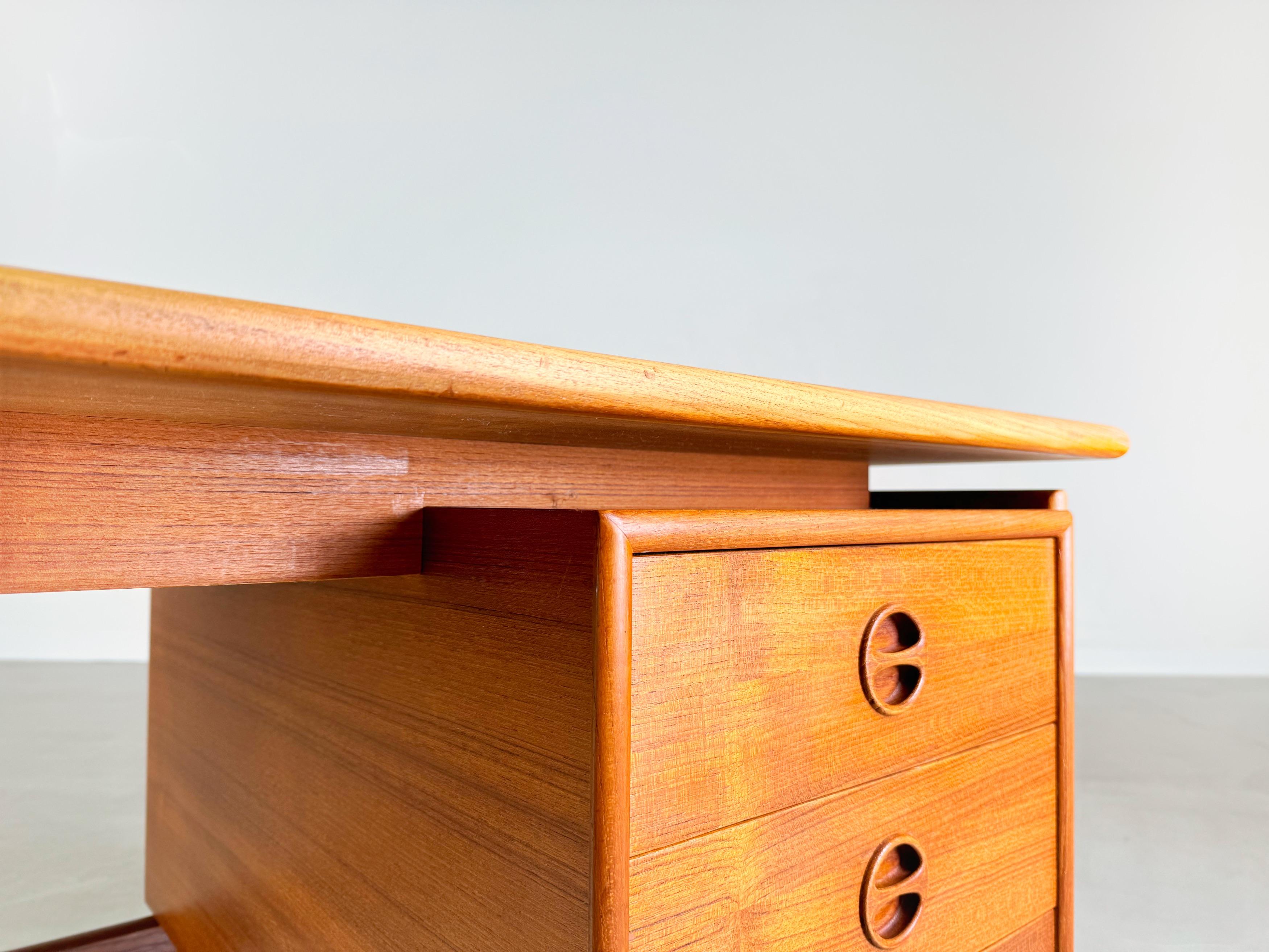 Mid Century desk Gasvig Mobler Arne Vodder Teak 1