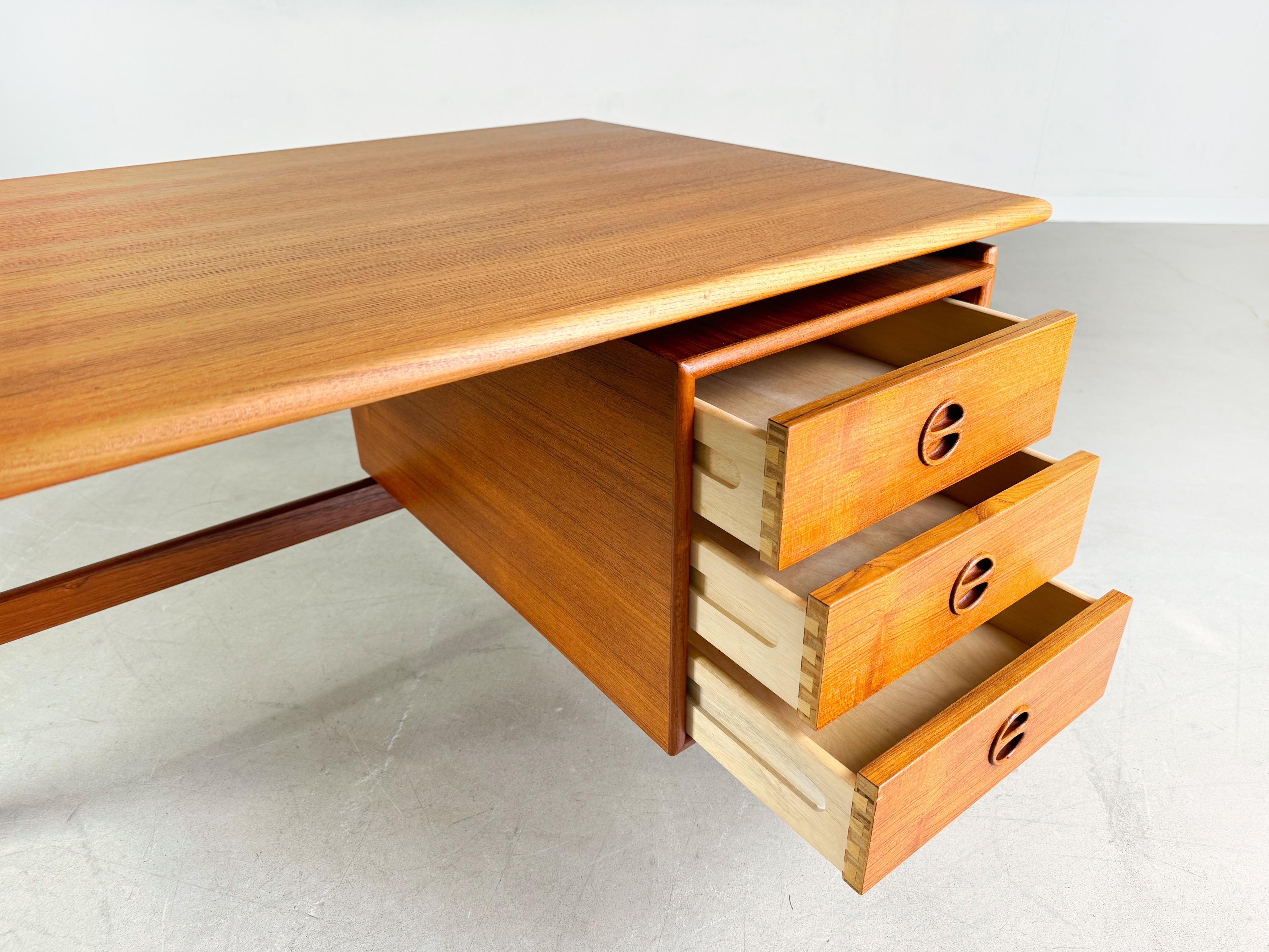 Mid Century desk Gasvig Mobler Arne Vodder Teak 2