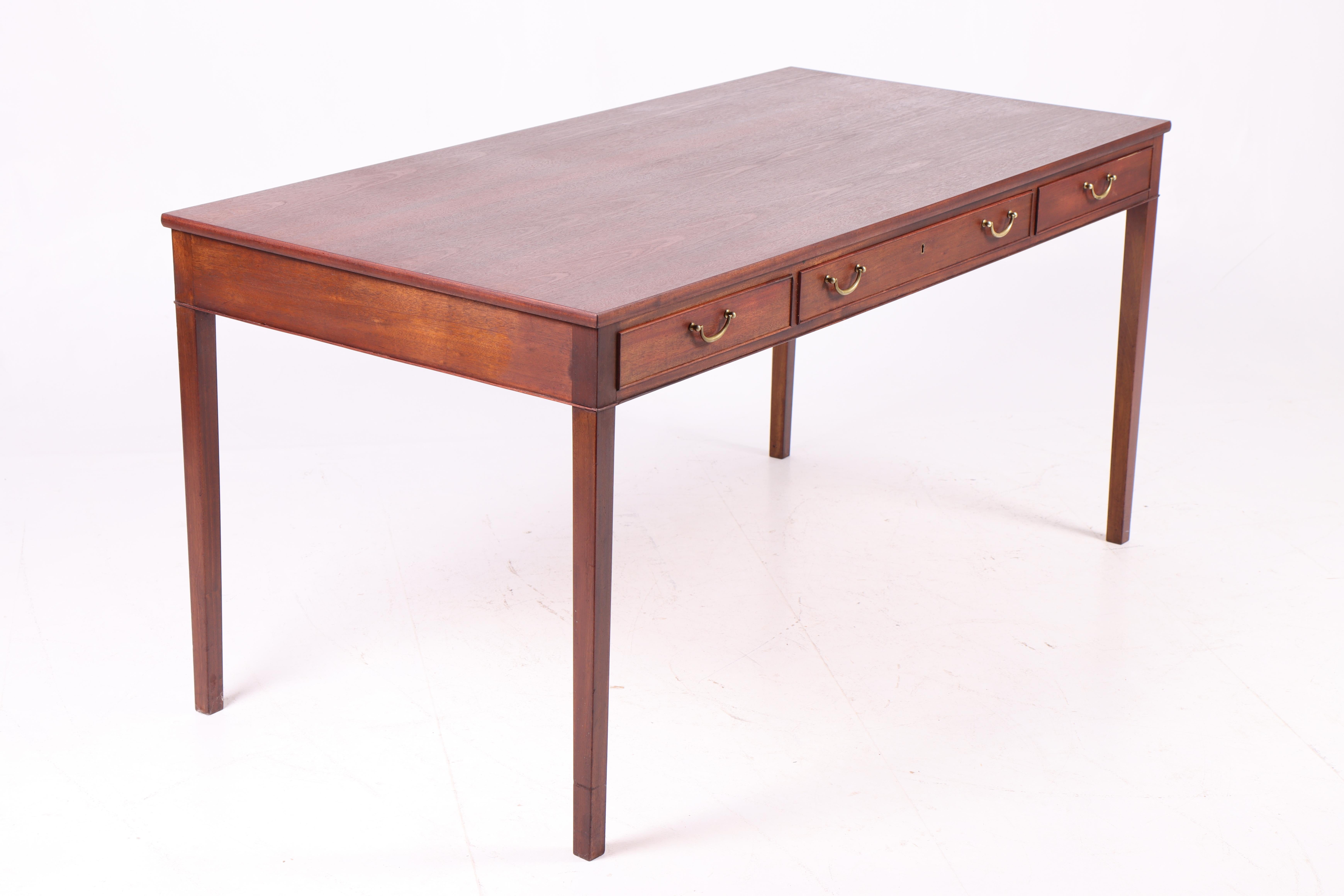 Mid-Century Desk in Mahogany Designed by Ole Wanscher, 1950s In Good Condition In Lejre, DK