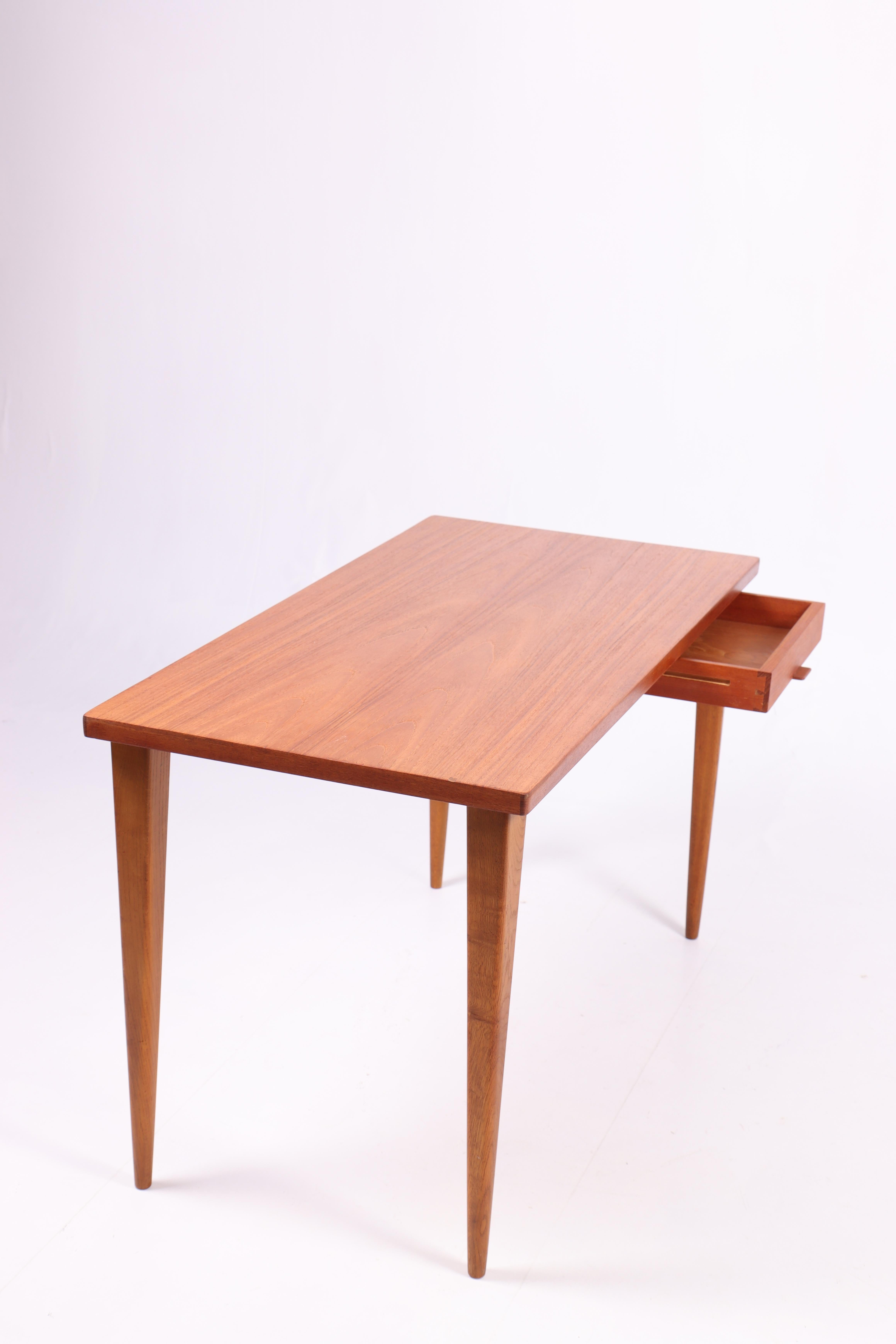 Mid-Century Desk in Teak by Nanna Ditzel, 1960s For Sale 1