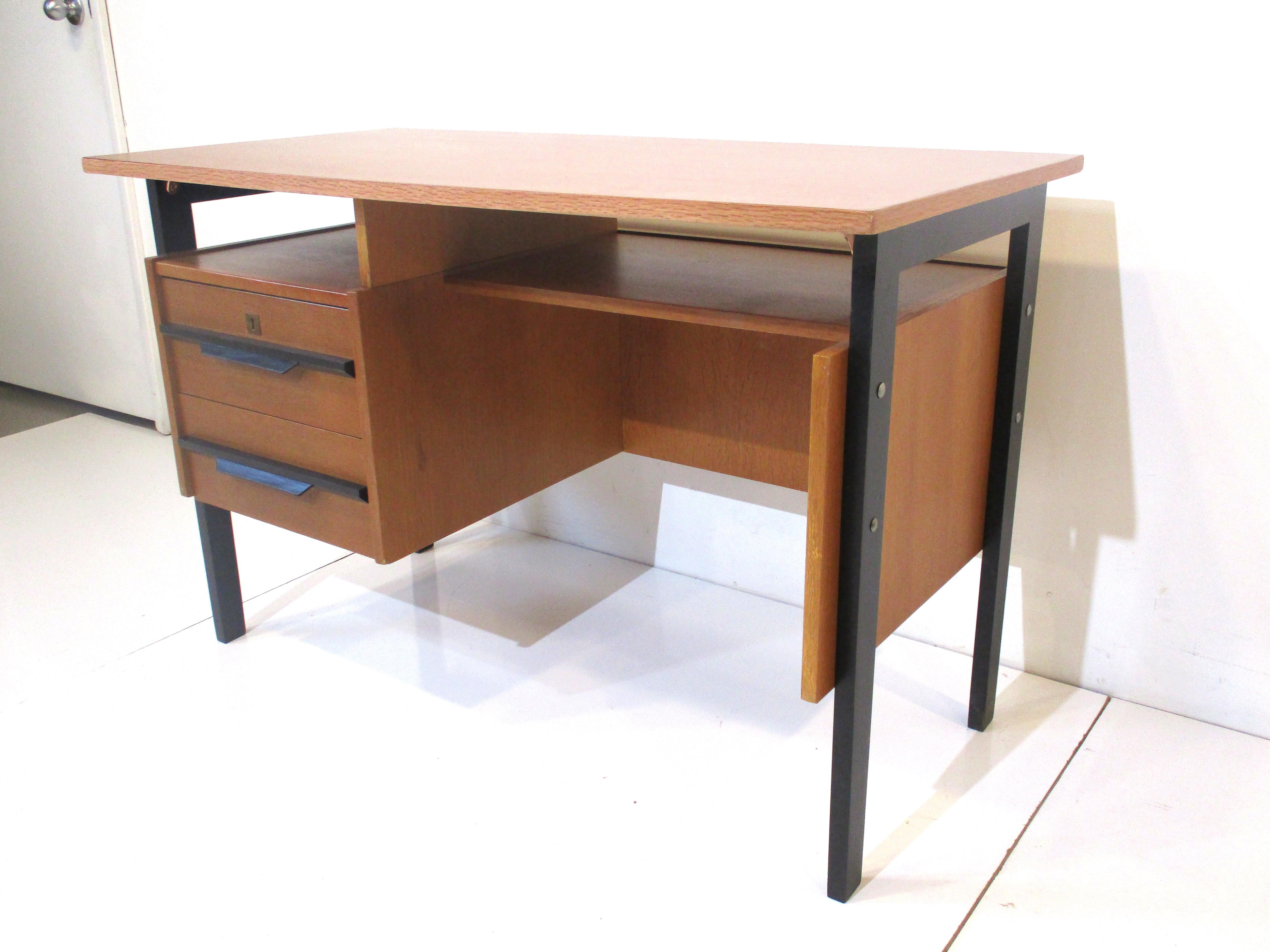 Mid Century Desk in the style of Hans Wegner Denmark  For Sale 5