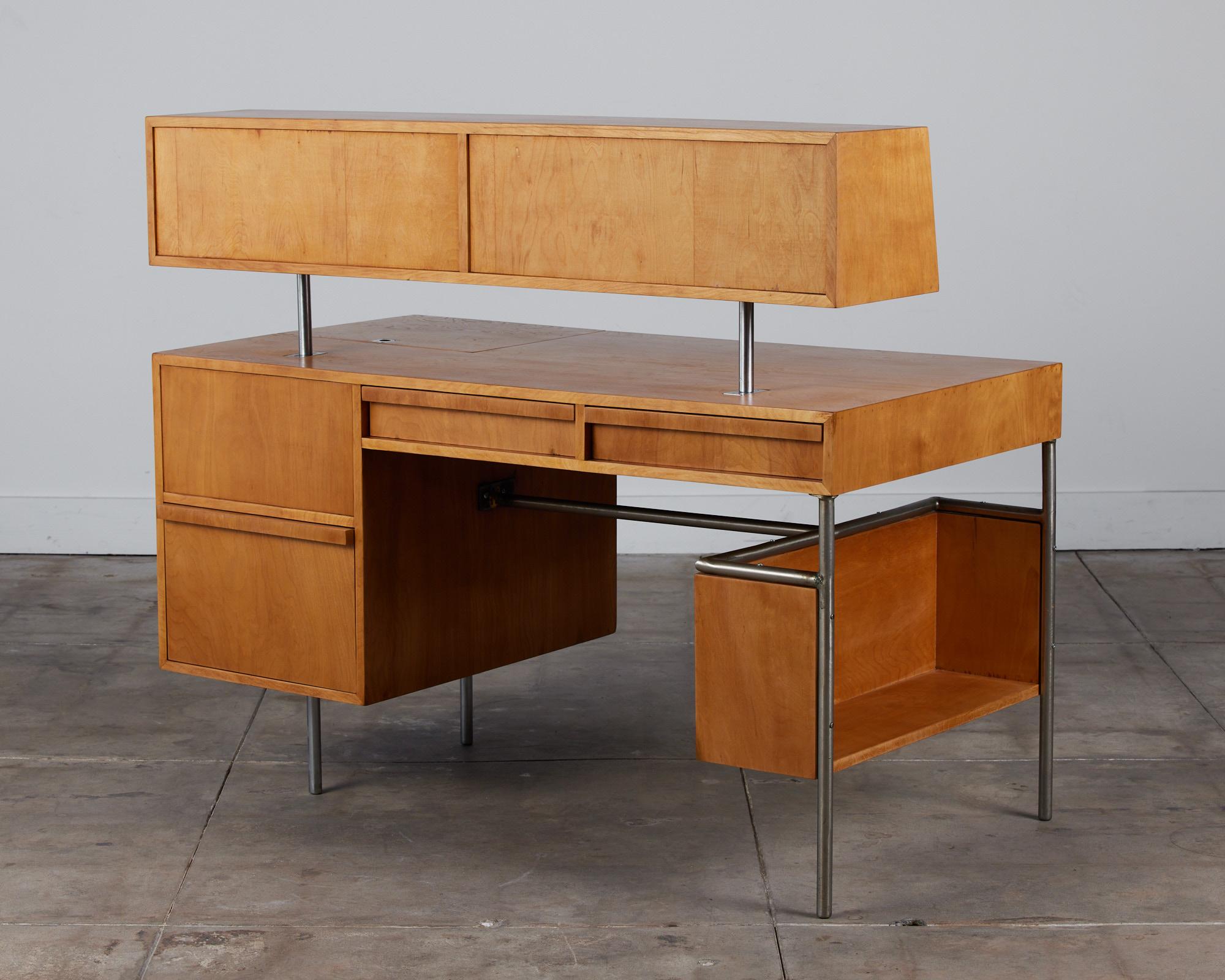 Mid-20th Century Mid-Century Desk in the Style of Luther Conover