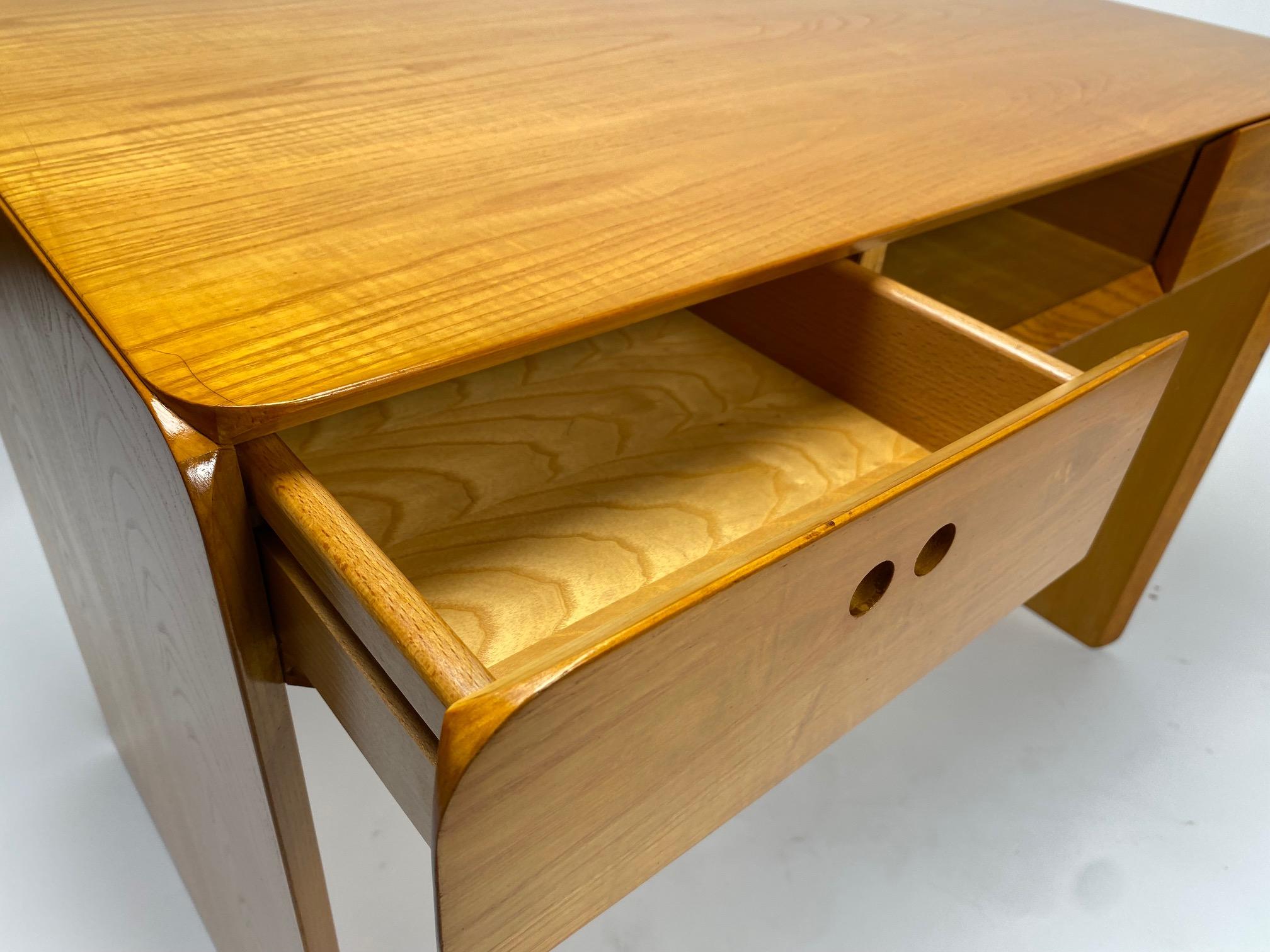 Mid-Century Desk in wood by Derk Jan De Vries, 1960s In Good Condition For Sale In Argelato, BO