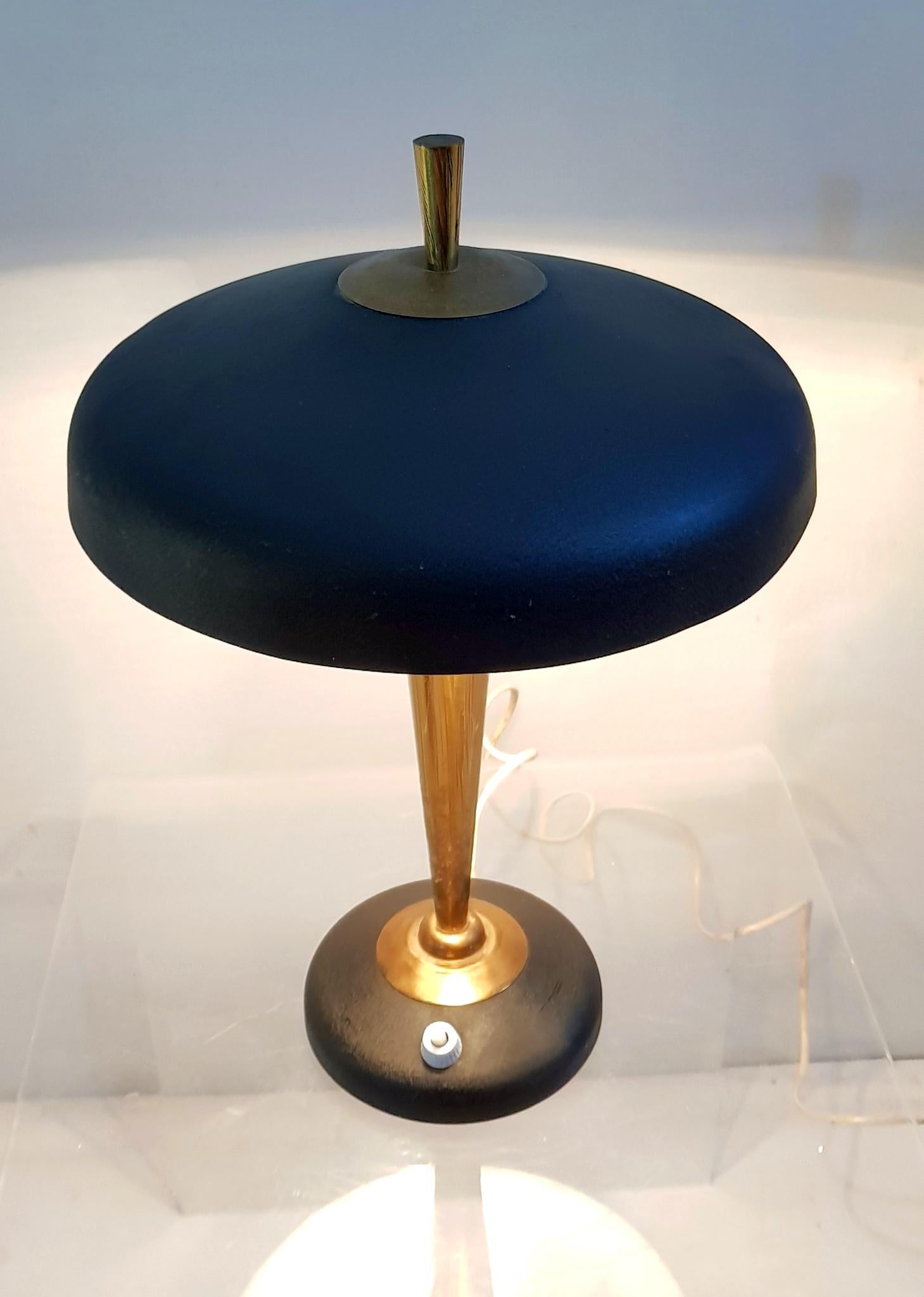 Mid Century Desk Lamp Attributed to Stilnovo In Good Condition In Albano Laziale, Rome/Lazio