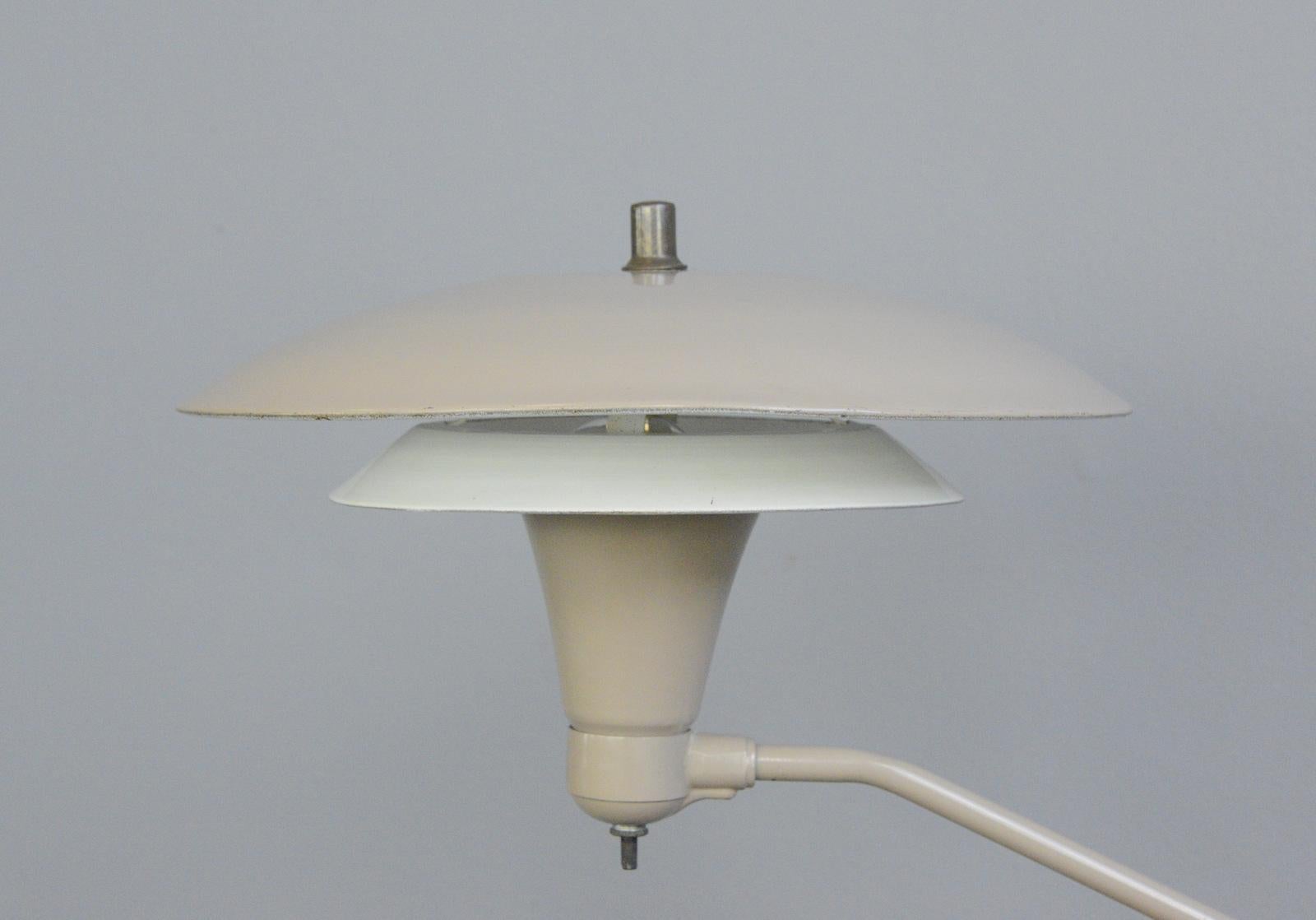 Mid-20th Century Midcentury Desk Lamp by Art Speciality Chicago, circa 1950s
