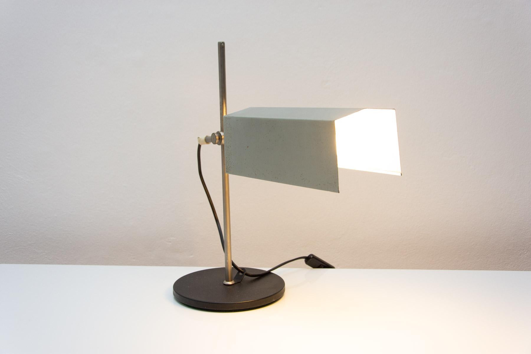 Midcentury Desk Lamp, Czechoslovakia, 1960s For Sale 6