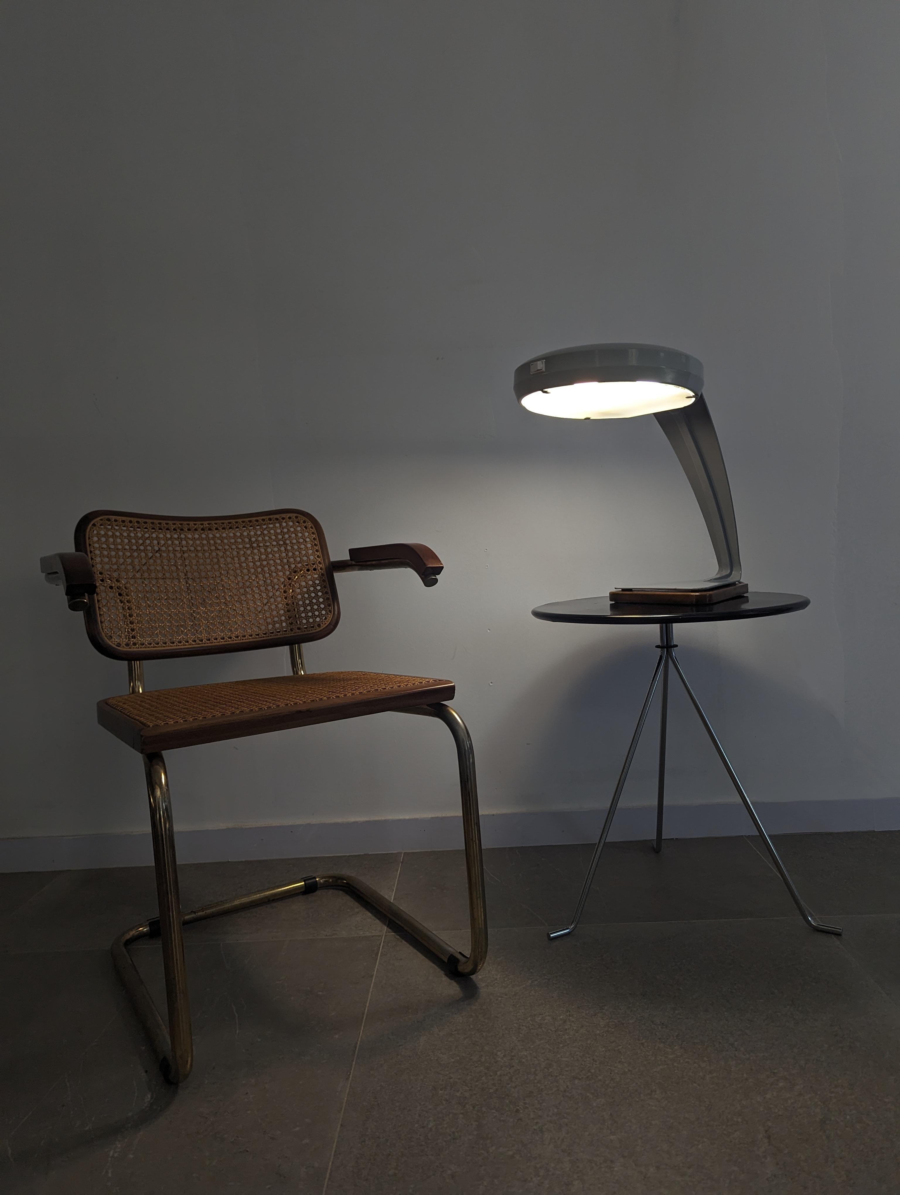 Lámpara de escritorio Mid Century Moderno de mediados de siglo en venta