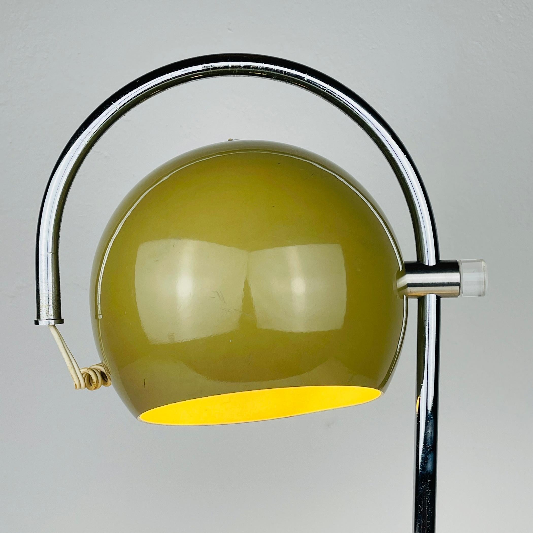 Lampe de bureau du milieu du siècle Italie 1960  en vente 6