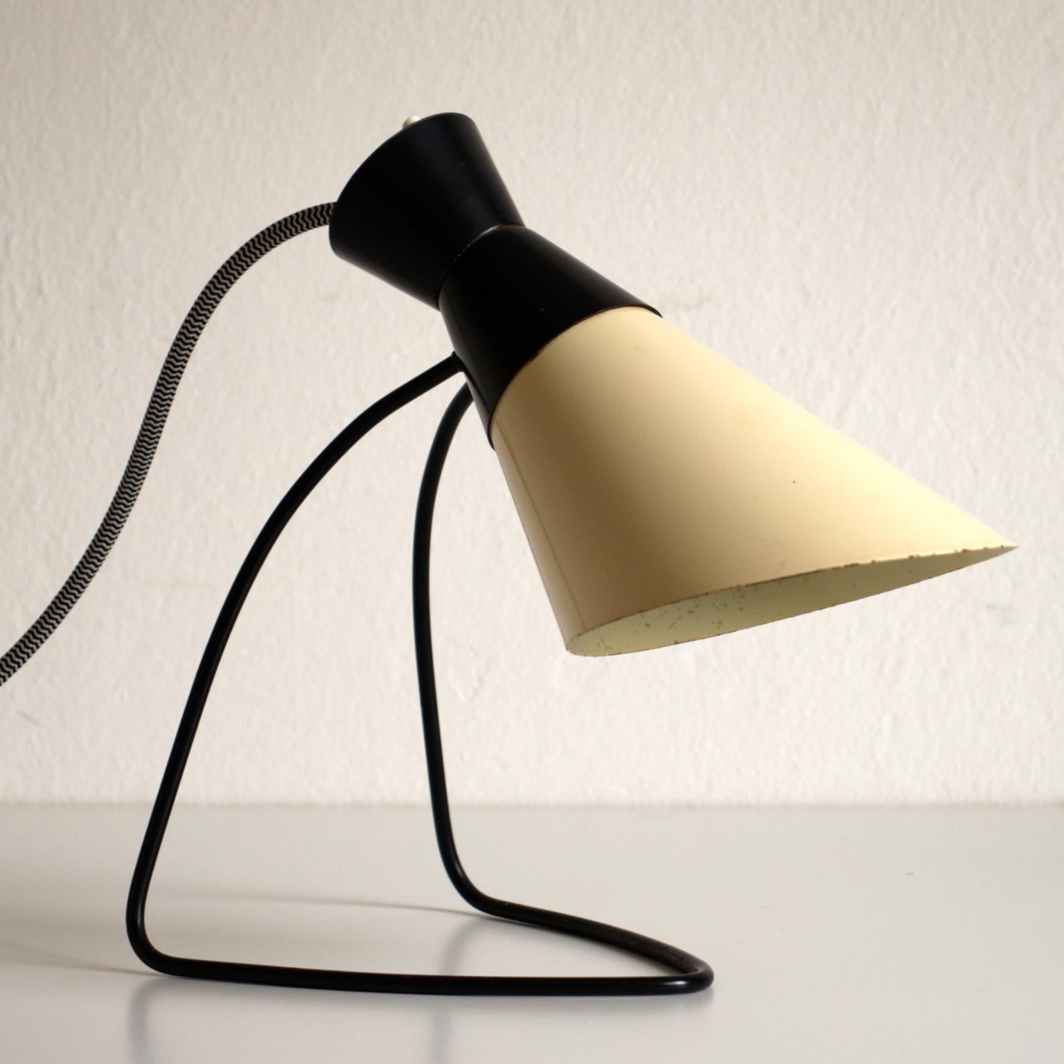 20ième siècle Lampe de bureau du milieu du siècle dernier, modèle 1621 de Josef Hurka pour Napako, Tchécoslovaquie, années 1950 en vente