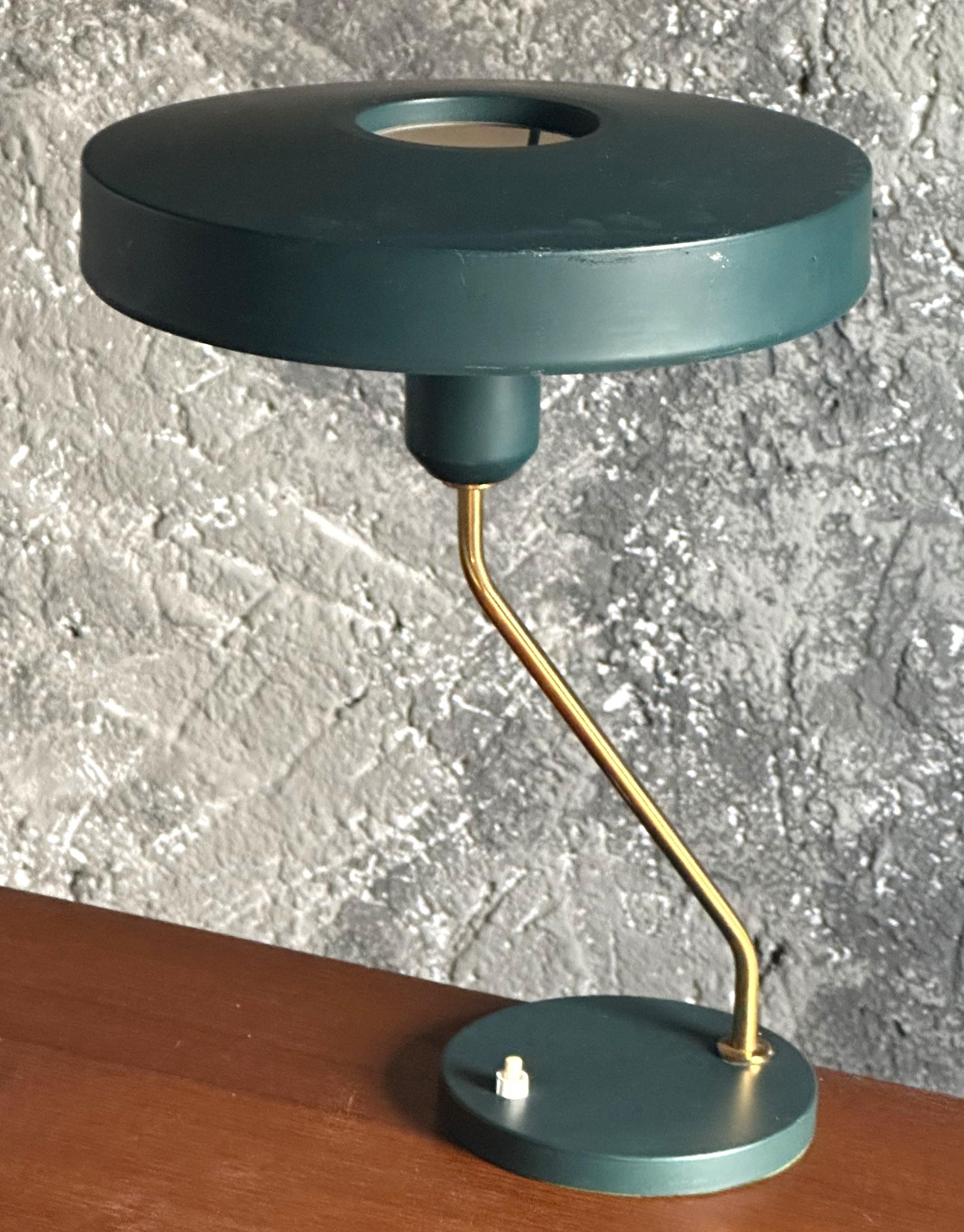 Schreibtischlampe aus der Mitte des Jahrhunderts „Romeo“ von Louis Kalff für Philips, 1950 im Angebot 3