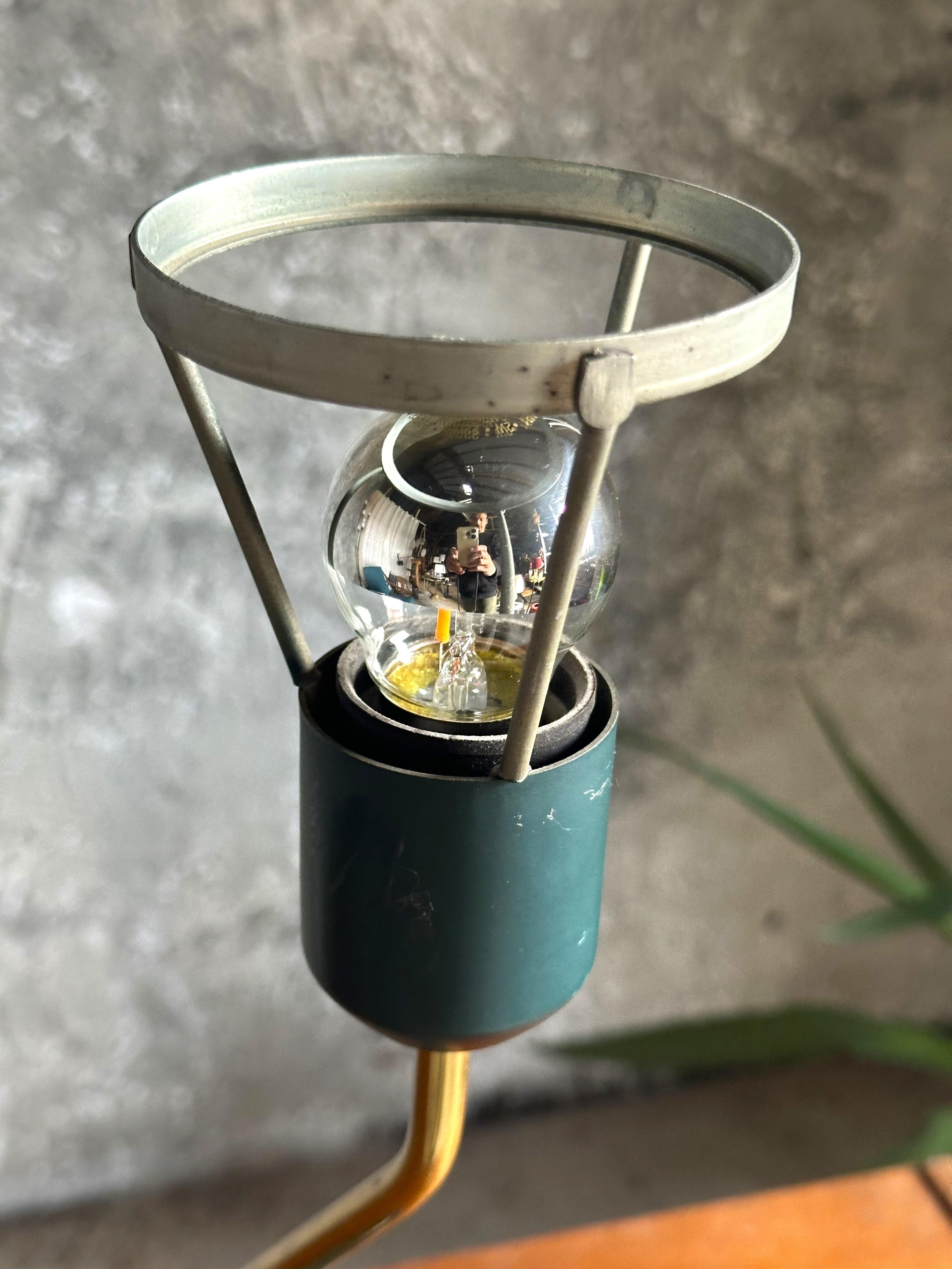 Schreibtischlampe aus der Mitte des Jahrhunderts „Romeo“ von Louis Kalff für Philips, 1950 im Angebot 7