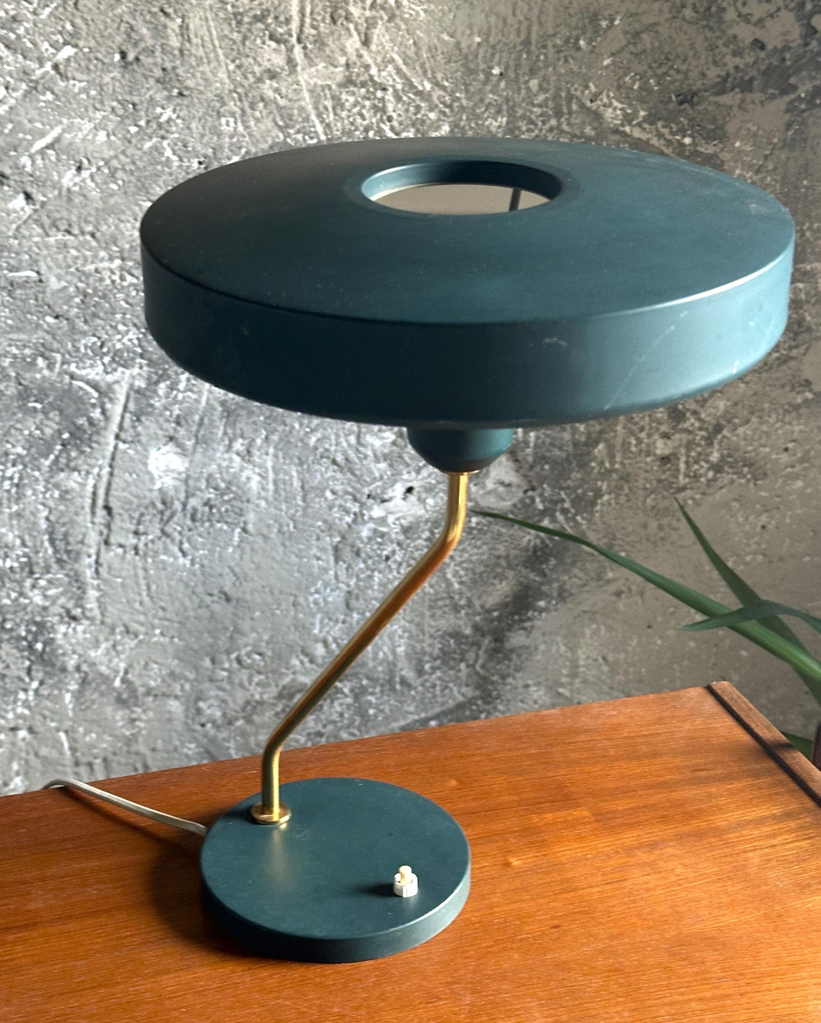 Schreibtischlampe aus der Mitte des Jahrhunderts „Romeo“ von Louis Kalff für Philips, 1950 im Angebot 9