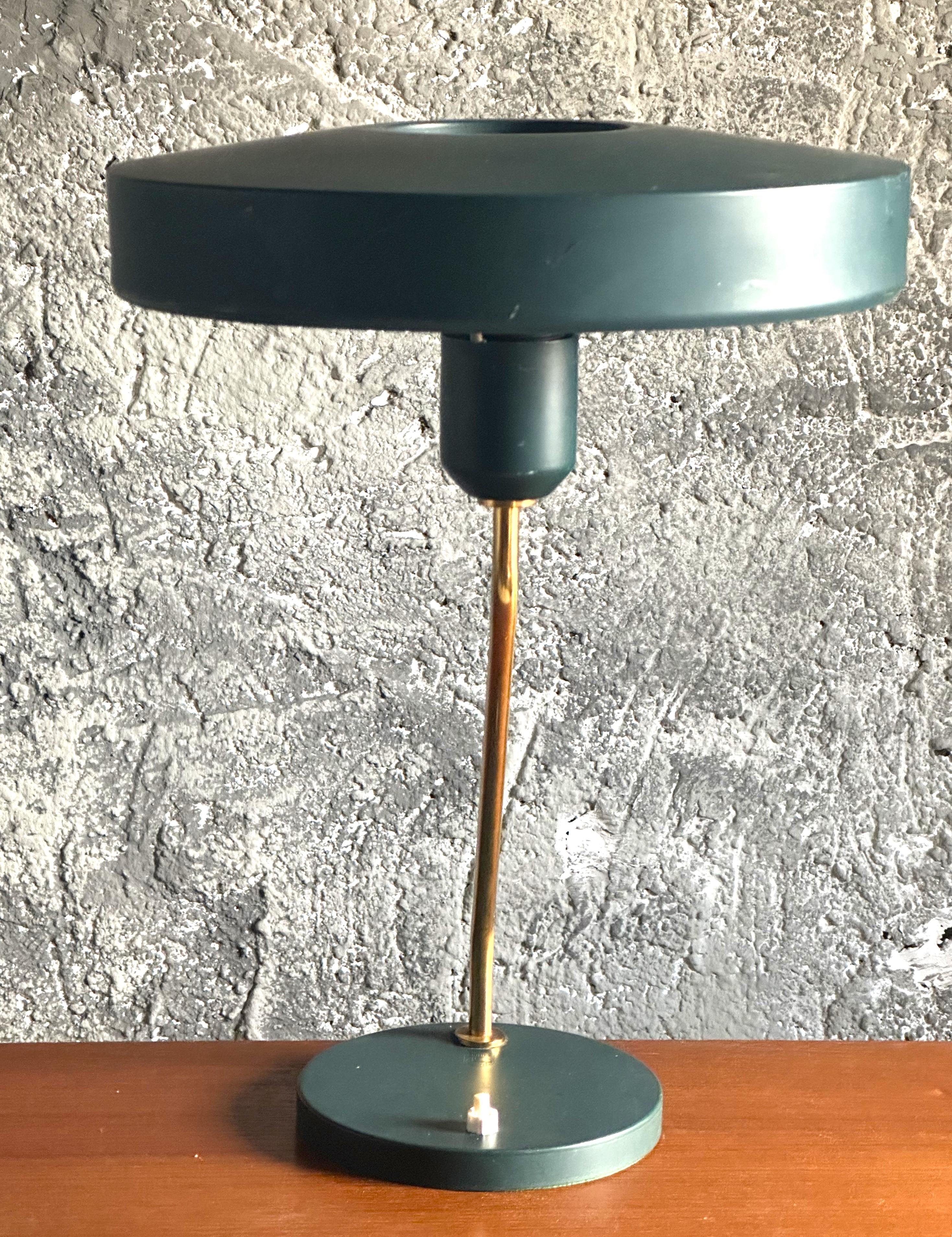 Schreibtischlampe aus der Mitte des Jahrhunderts „Romeo“ von Louis Kalff für Philips, 1950 im Angebot 1