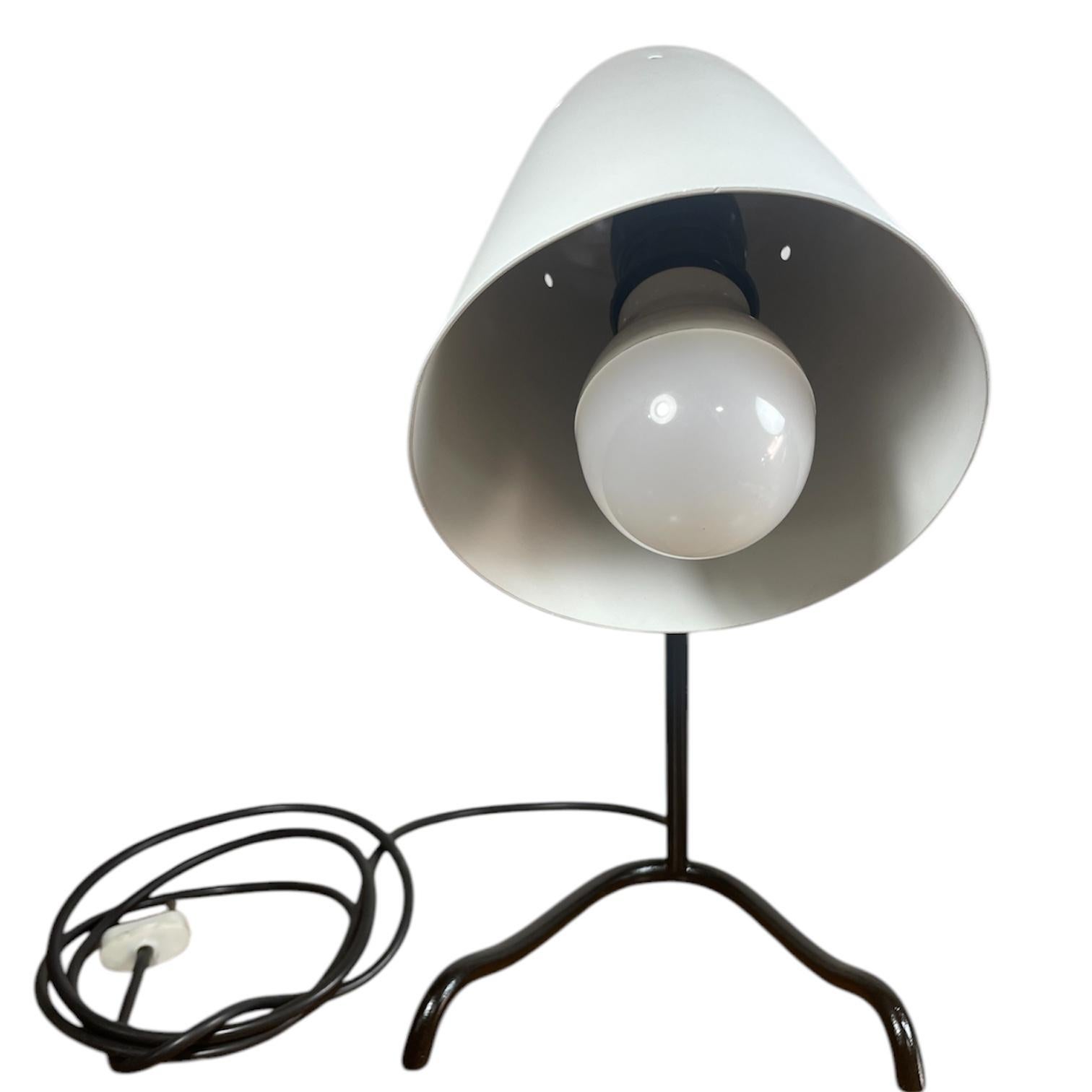 Mid Century Schreibtischlampe Stilnovo Style Orientable (Geschmiedet) im Angebot