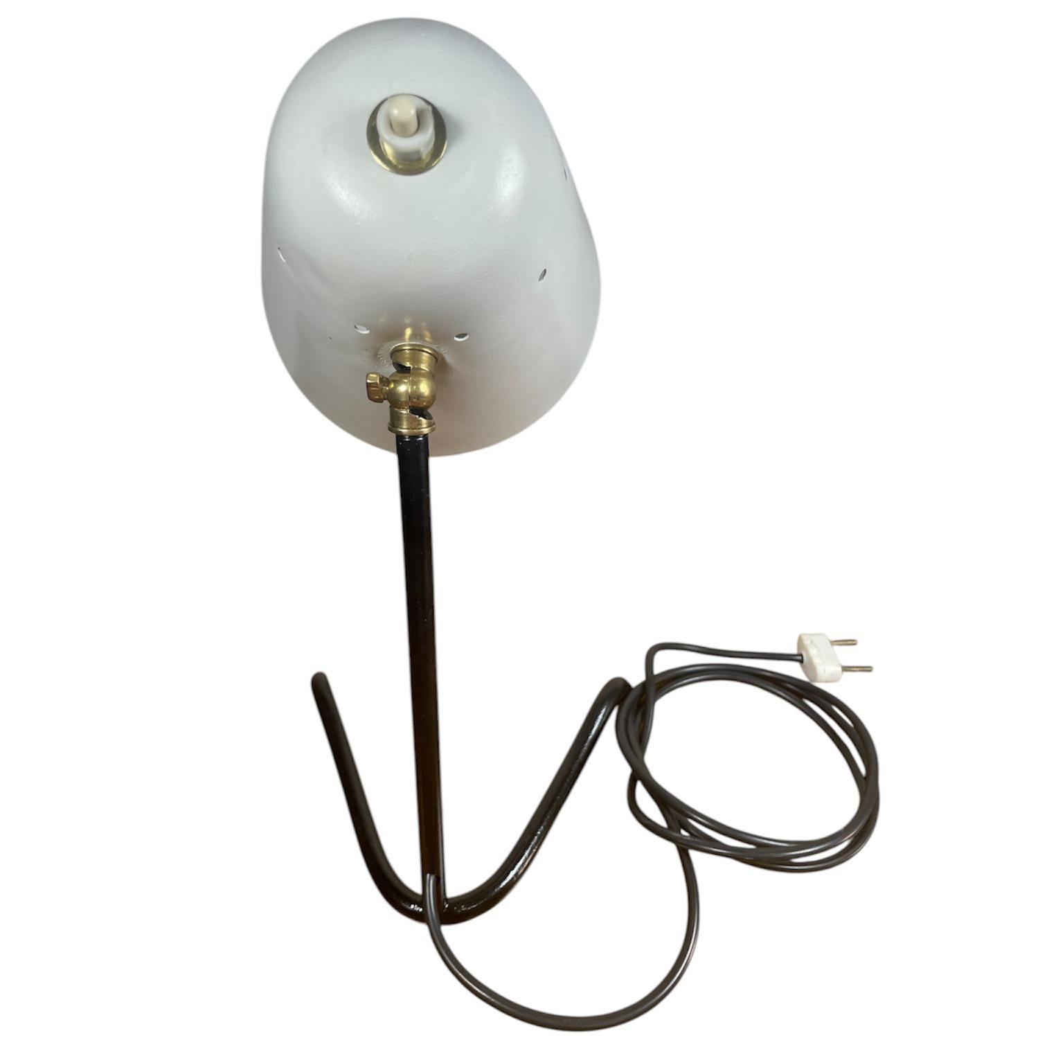 Mid Century Schreibtischlampe Stilnovo Style Orientable im Zustand „Gut“ im Angebot in Ciudad Autónoma Buenos Aires, AR