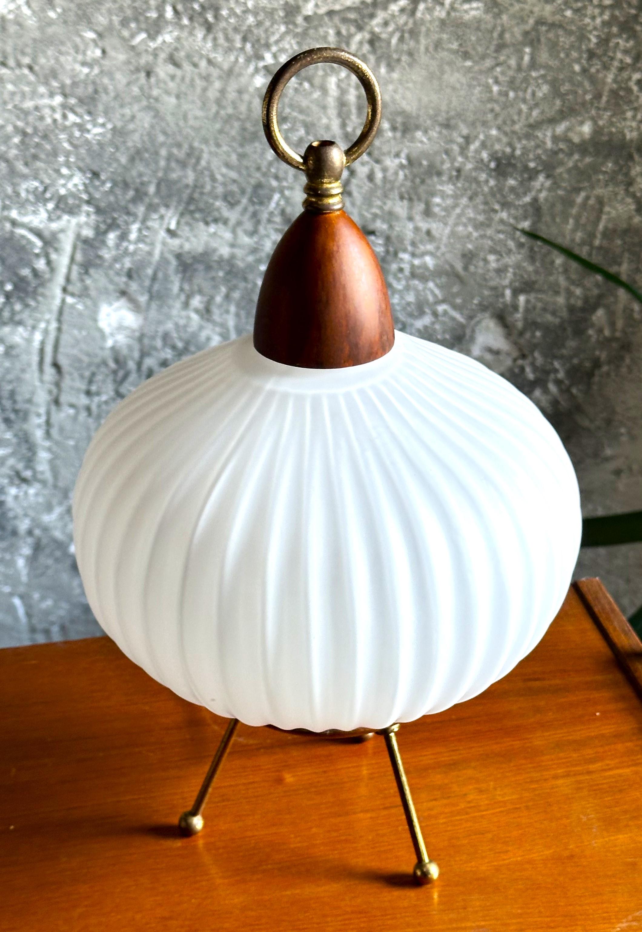 Lampada da scrivania di metà secolo in teak e ottone, Danimarca 1960 in vendita 13