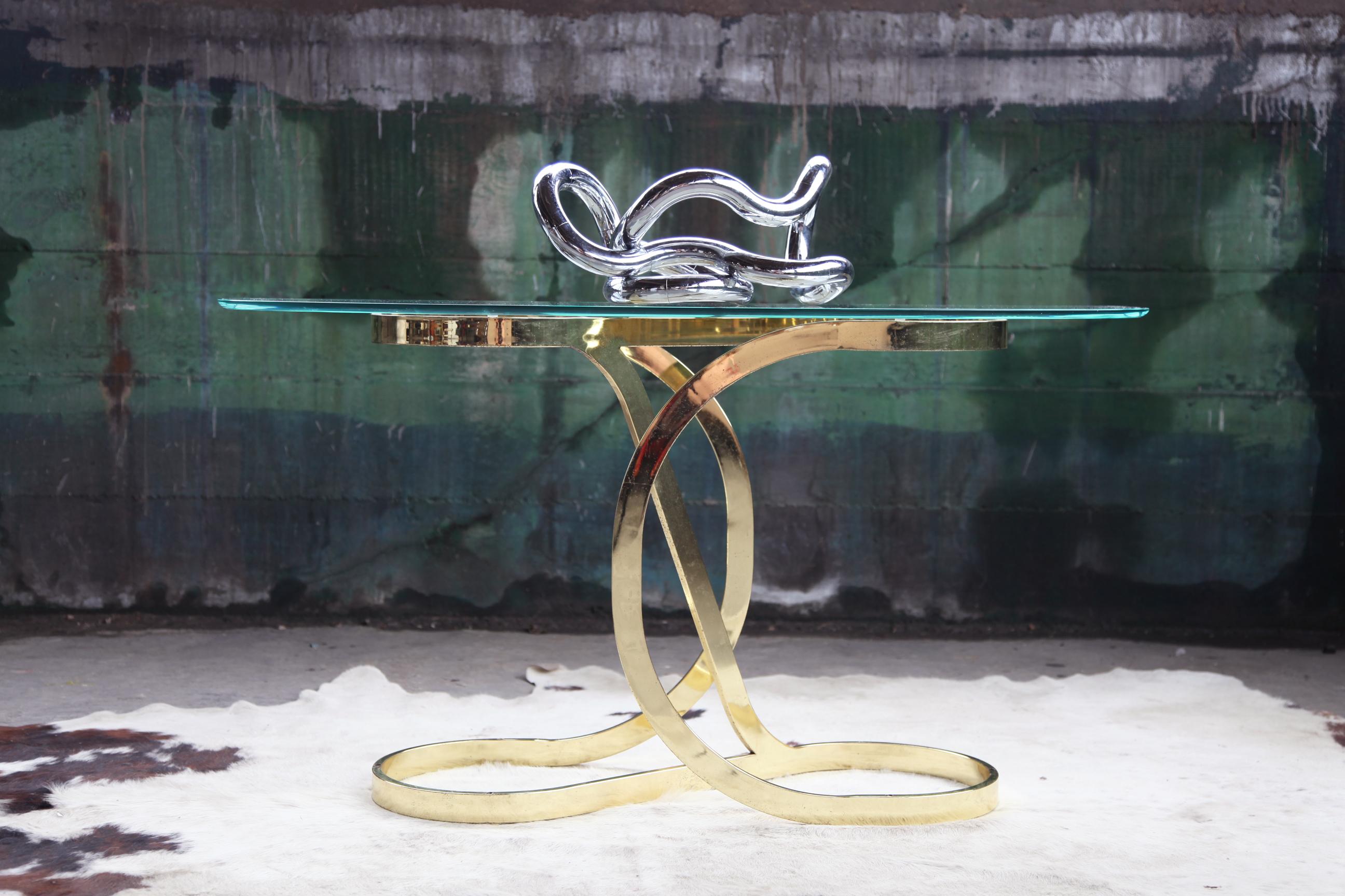 Late 20th Century Midcentury DIA Design Institute of America Brass Ribbon Curved Console Table For Sale