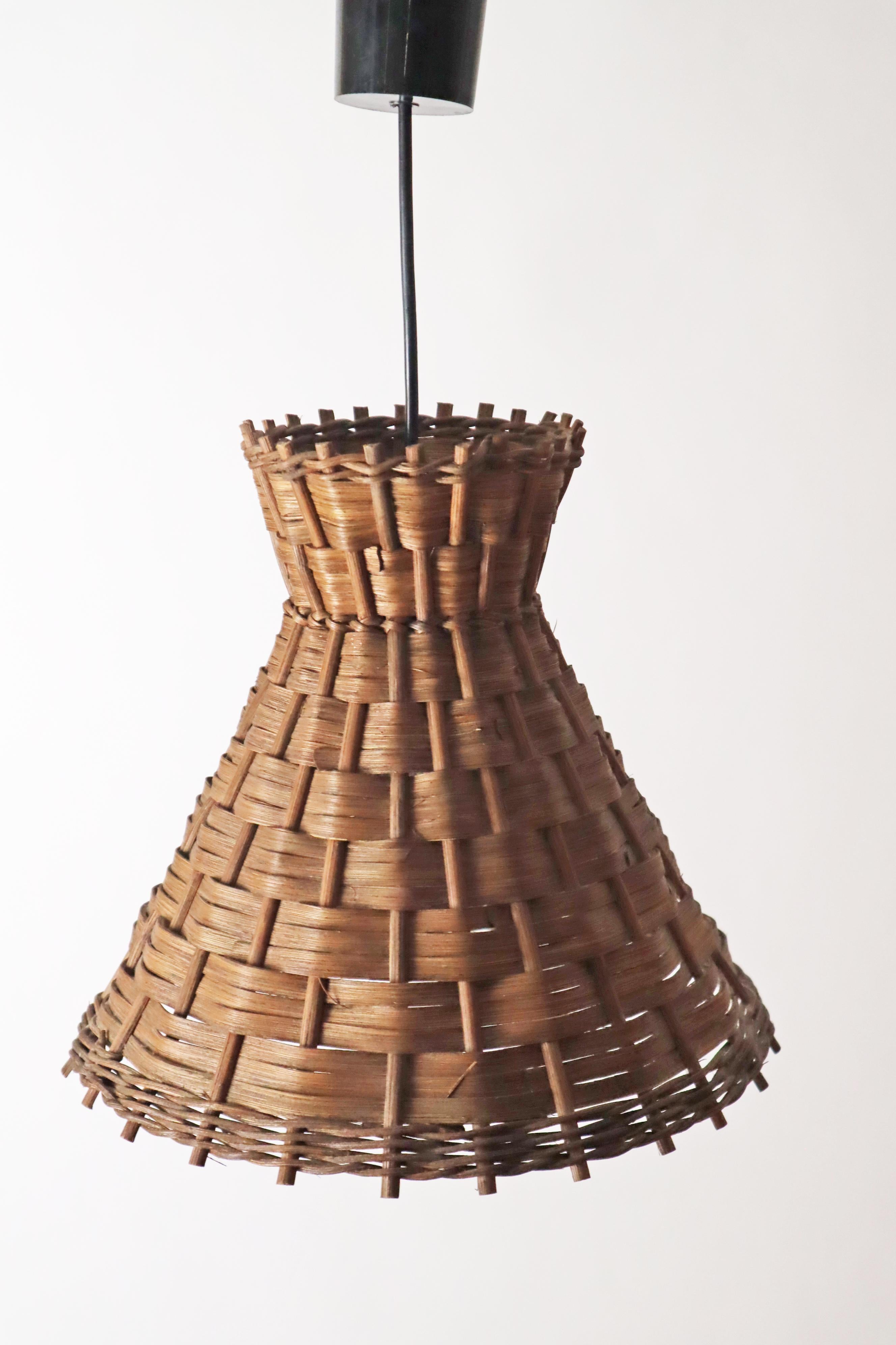 Mid-Century Diabolo Wood Hanging Pendant, 1970s For Sale 1