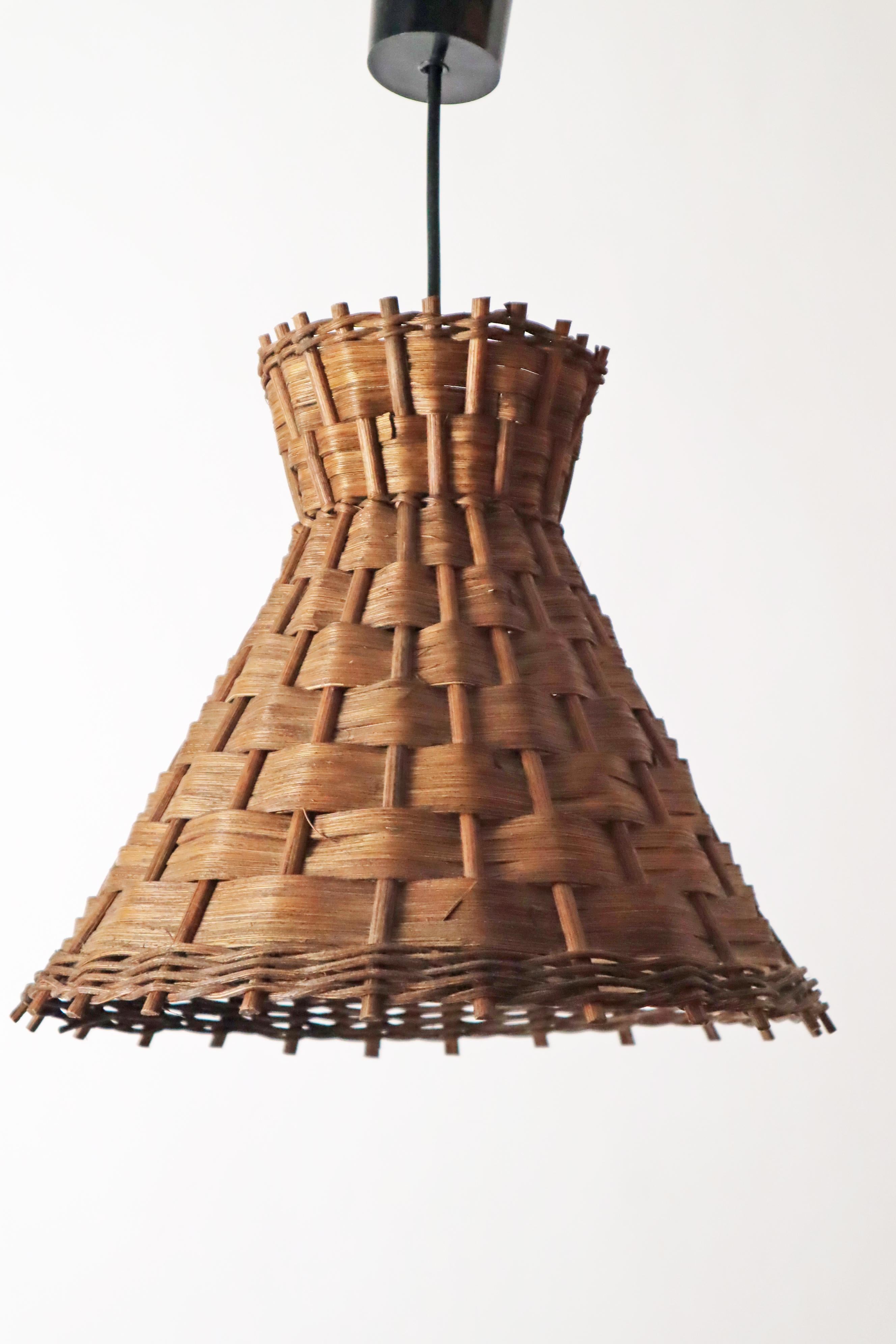 Mid-Century Diabolo Wood Hanging Pendant, 1970s For Sale 2