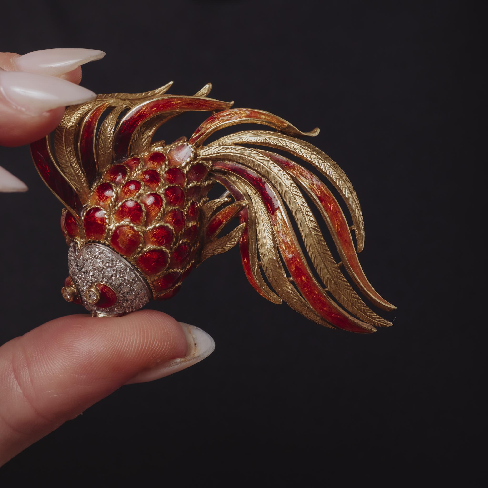 Women's Mid Century diamond 18k yellow gold and enamel giant fish brooch For Sale