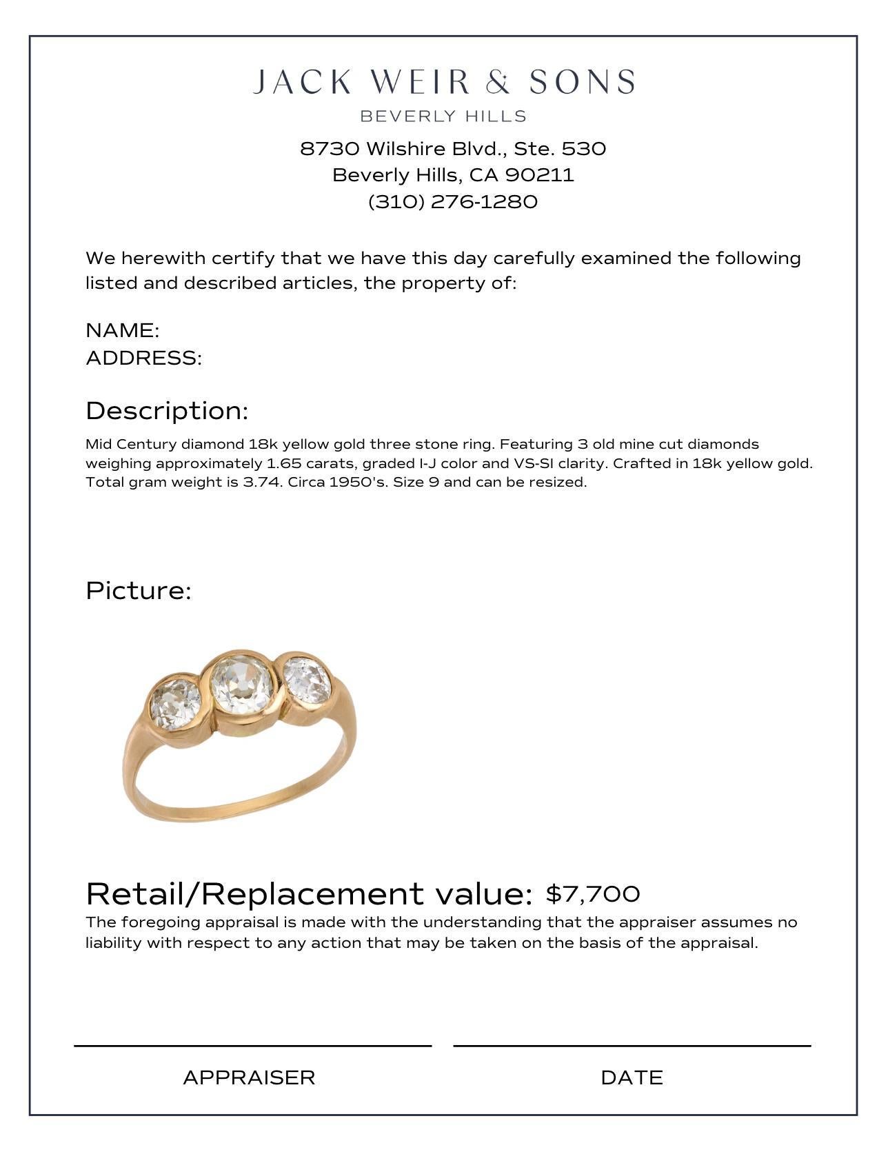 Mid Century diamond 18k yellow gold three stone ring Damen im Angebot