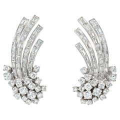 Mid-Century Diamond and Platinum Clip Earrings Designed as Stylized Comets