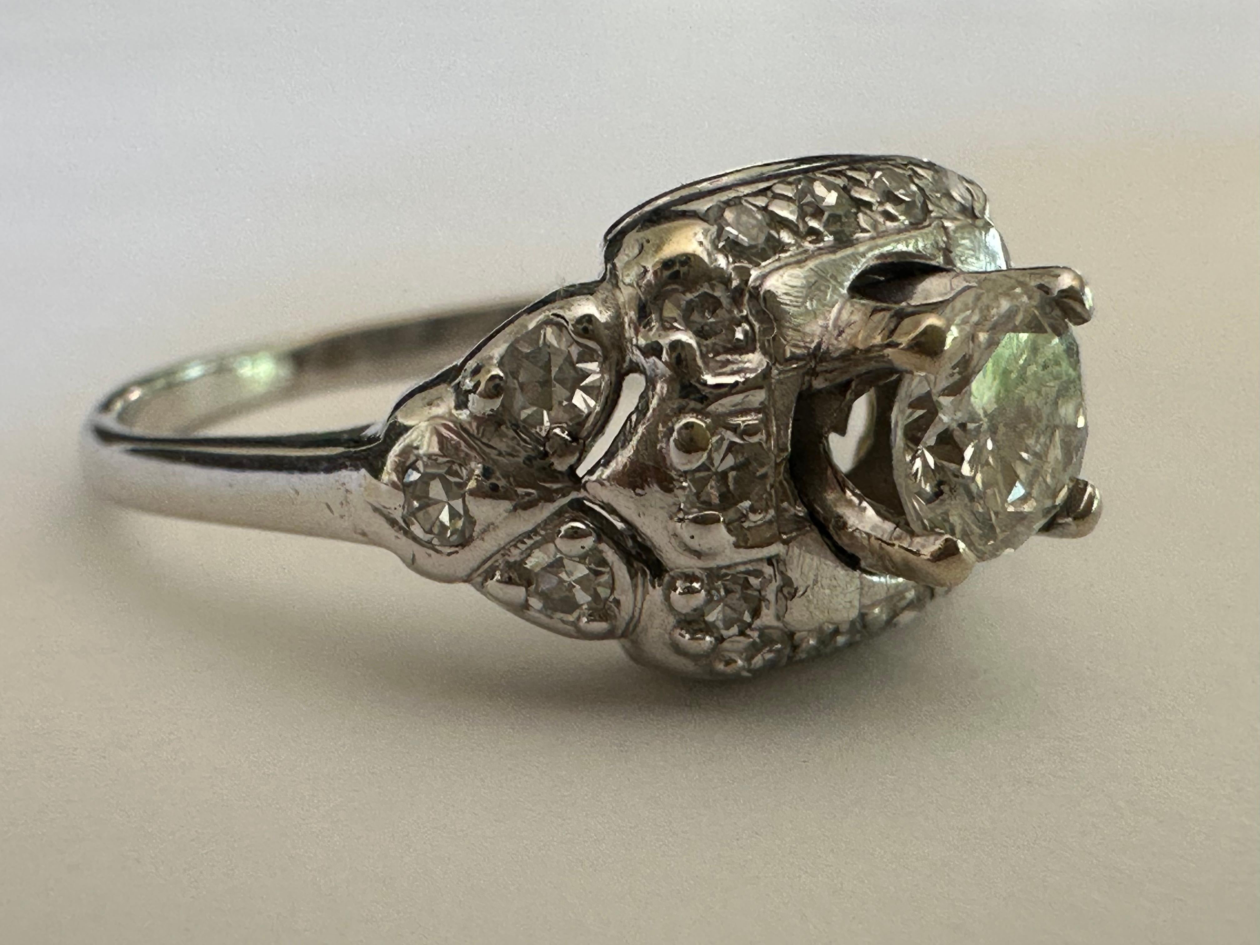 Verlobungsring aus Diamant und Platin aus der Mitte des Jahrhunderts Damen im Angebot