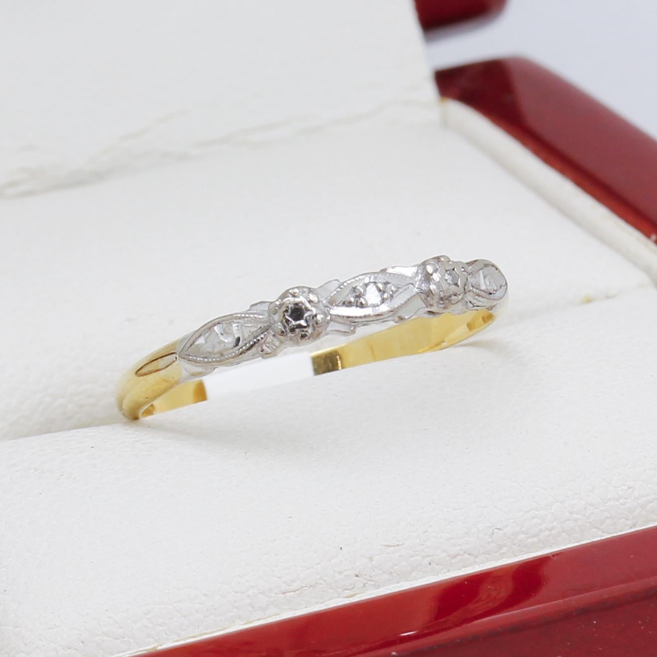Mid Century Diamond and Two Tone Gold Wedding Band Ring In Good Condition For Sale In BALMAIN, NSW