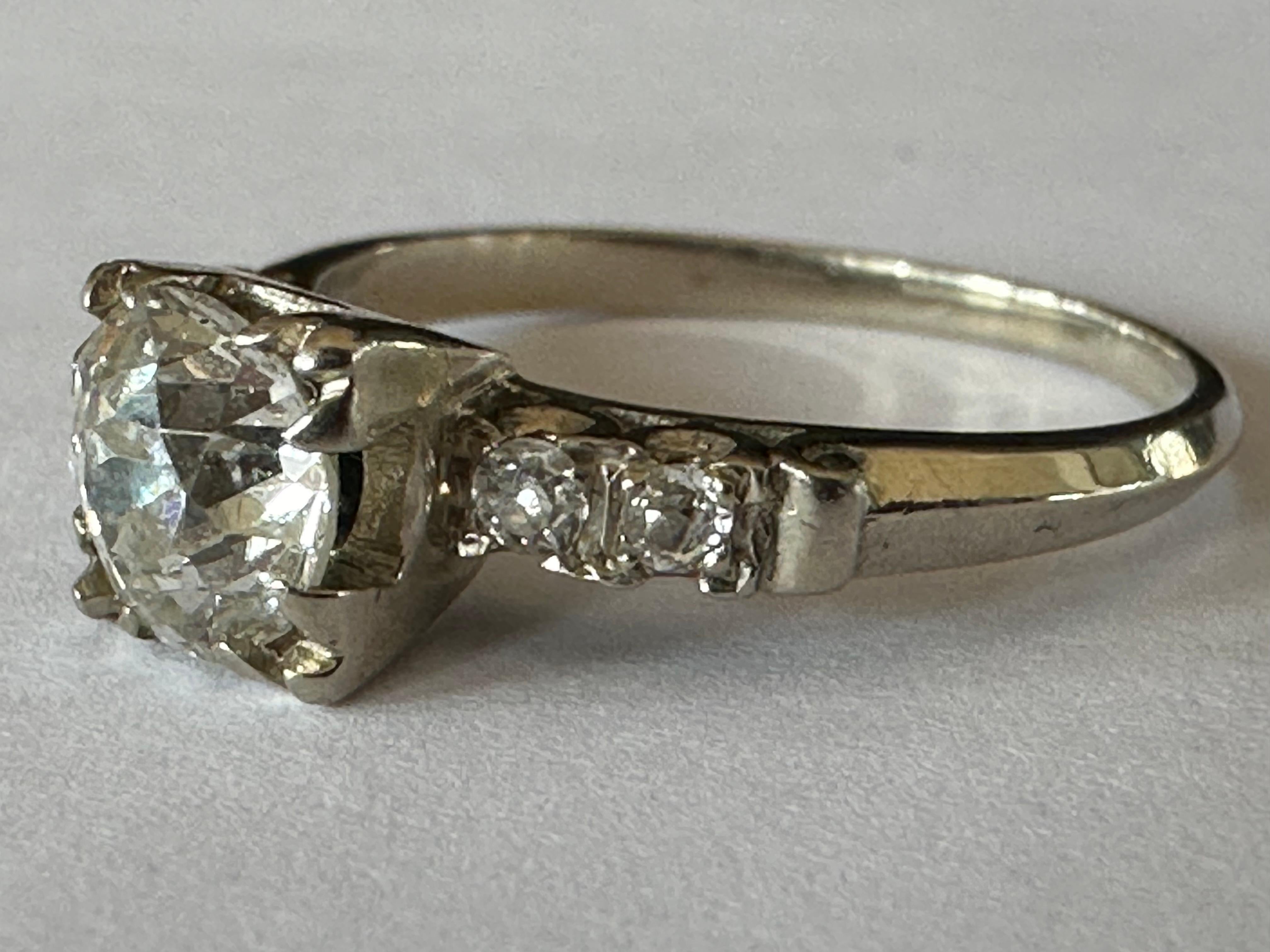 Diamant-Verlobungsring aus der Mitte des Jahrhunderts  (Retro) im Angebot