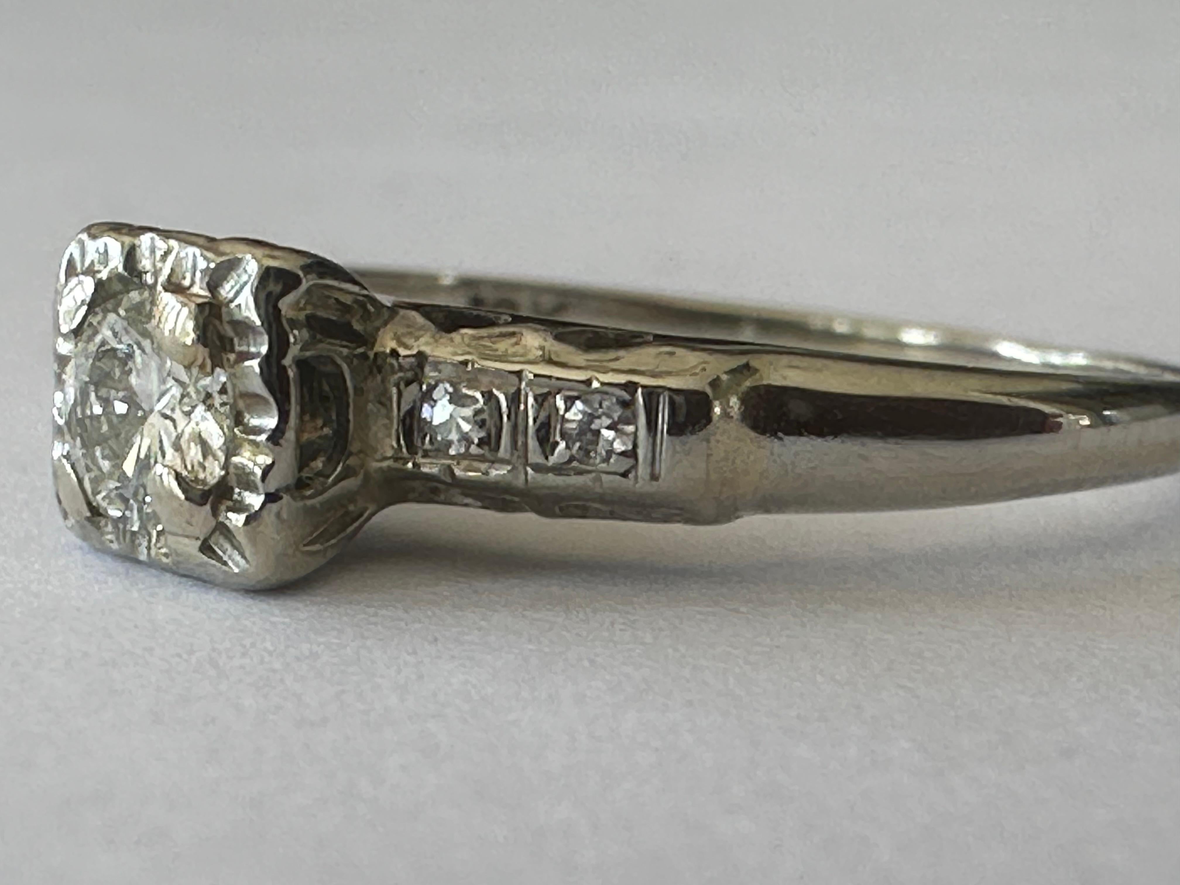 Diamant-Verlobungsring aus der Mitte des Jahrhunderts  (Retro) im Angebot