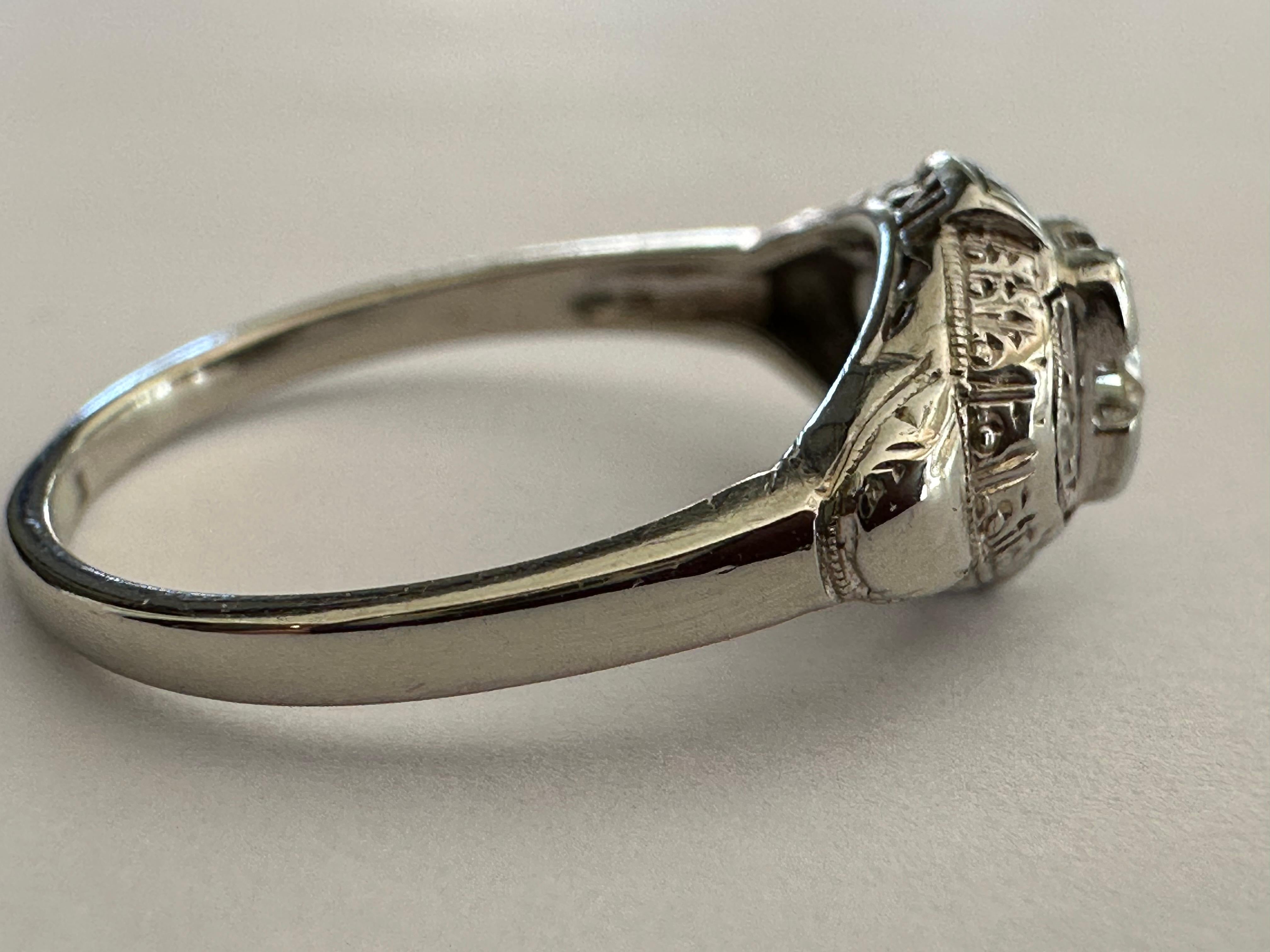 Mid-Century Diamond Engagement Ring  In Good Condition For Sale In Denver, CO