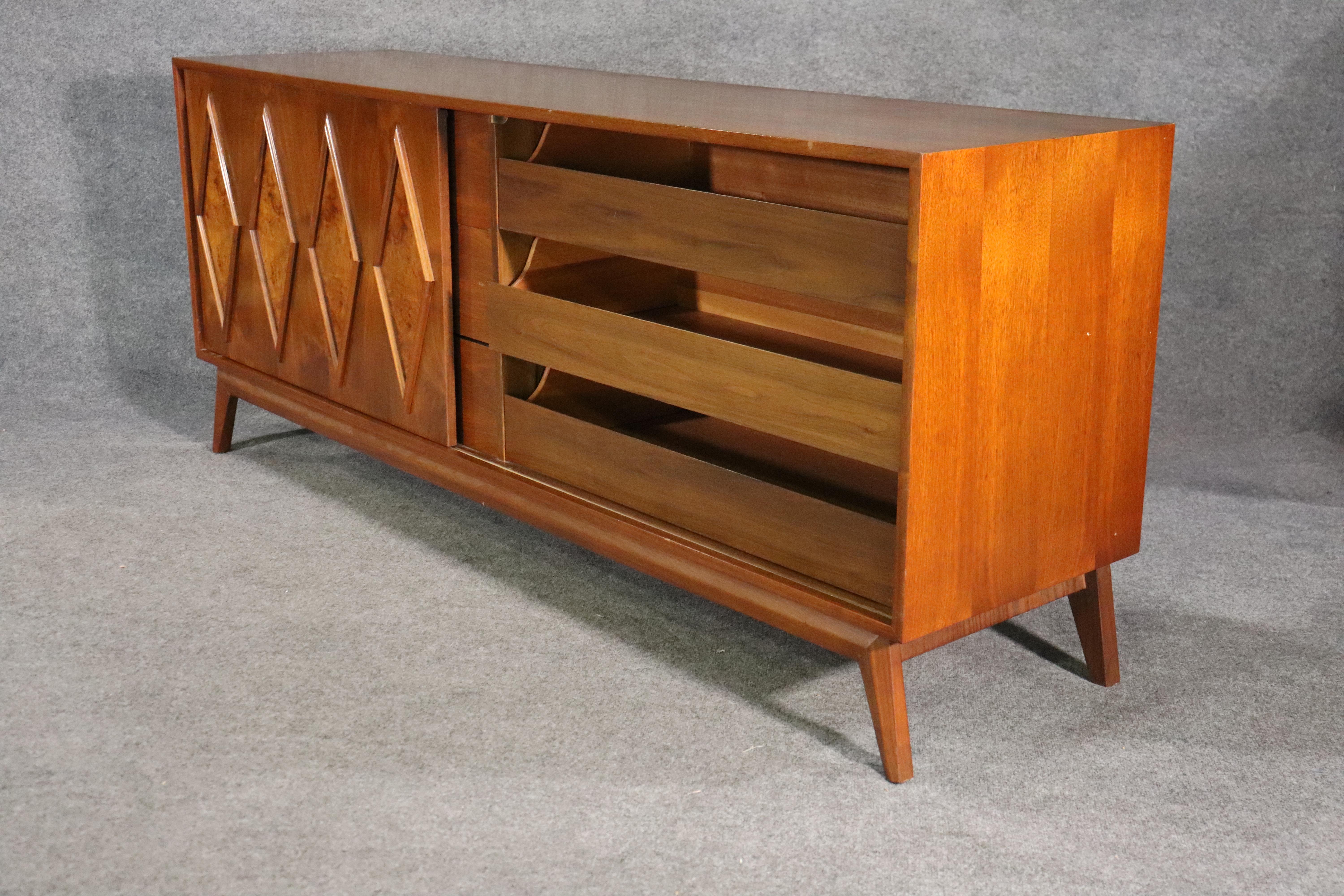 Mid-Century Diamond Front Dresser by Young In Good Condition In Brooklyn, NY