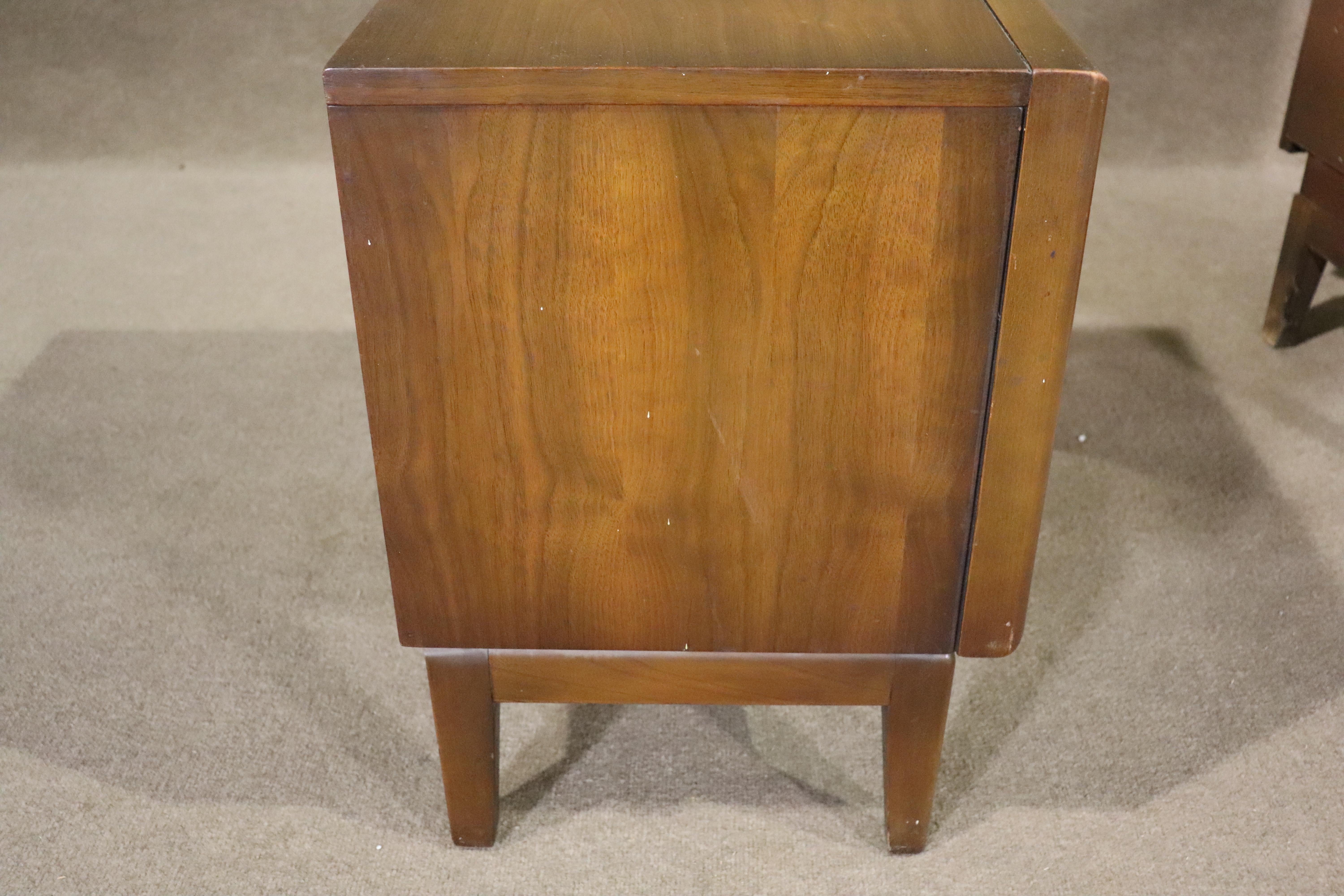 Mid-Century Diamond Front End Tables For Sale 4
