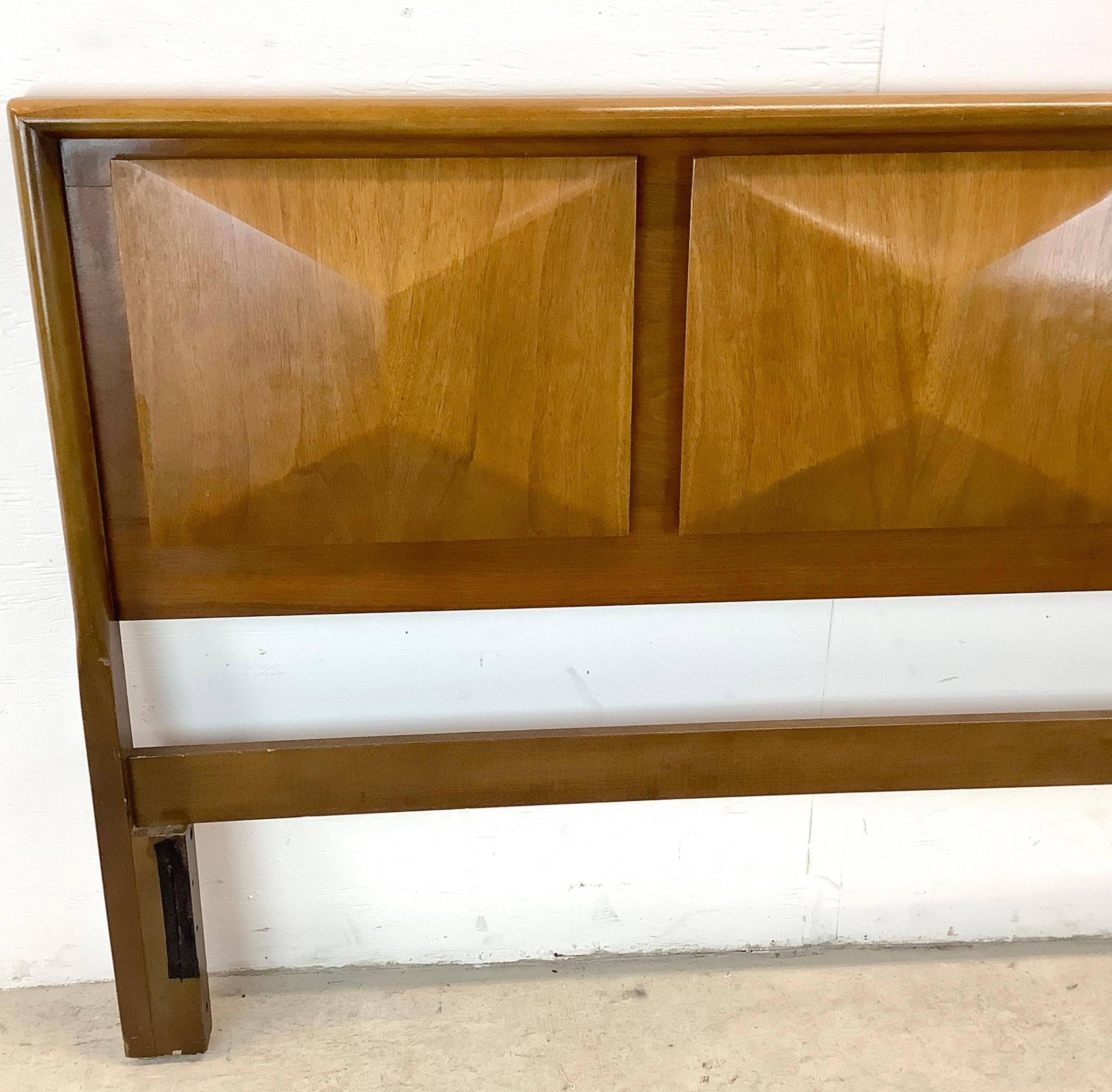 Mid-Century Diamond Front Headboard With Bed Frame 10