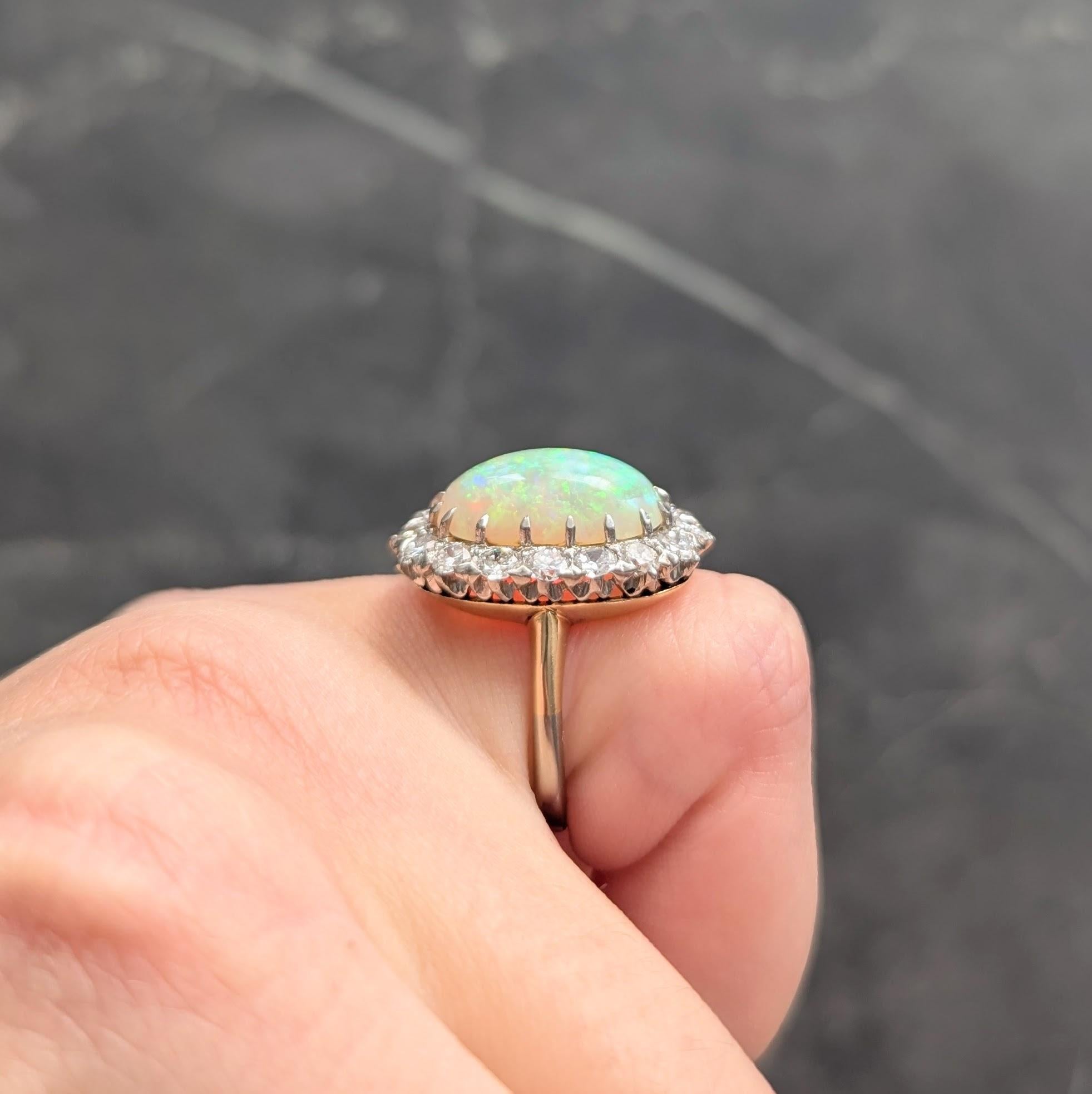 Anello con diamante Opale di metà secolo, platino, oro 14 carati, aureola d'epoca in vendita 6