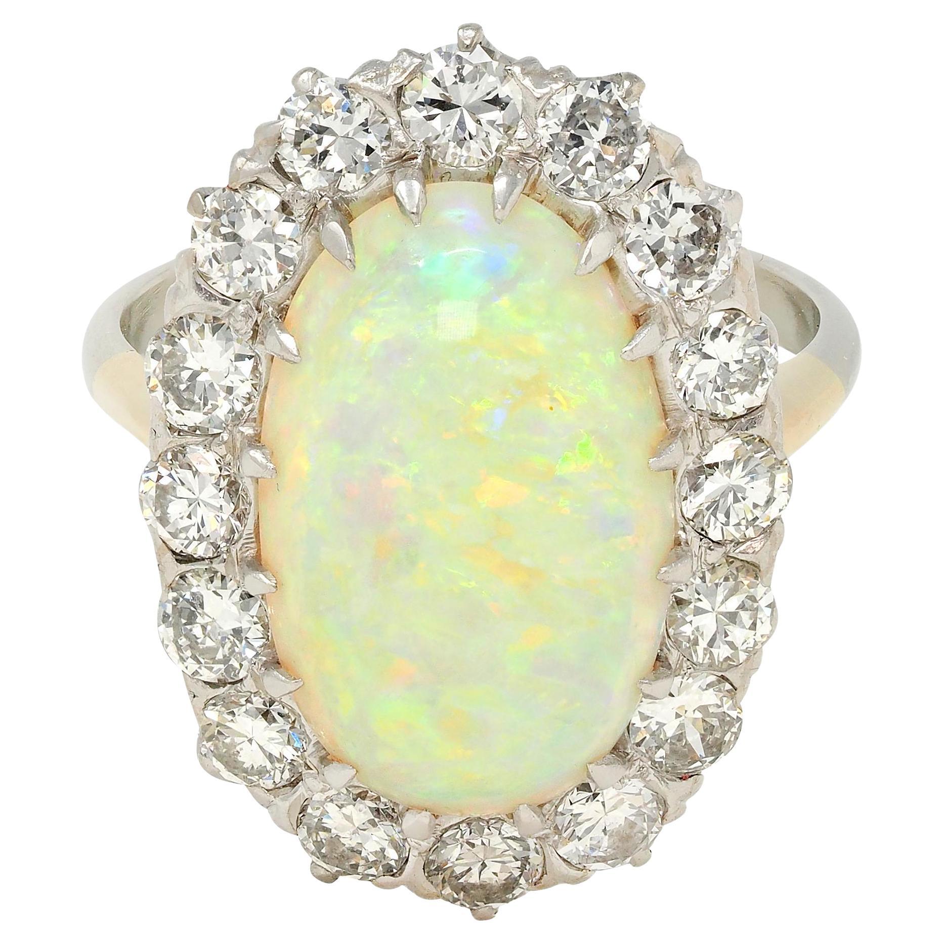 Mid-Century Diamant Opal Platin 14 Karat Gold Vintage Halo Ring