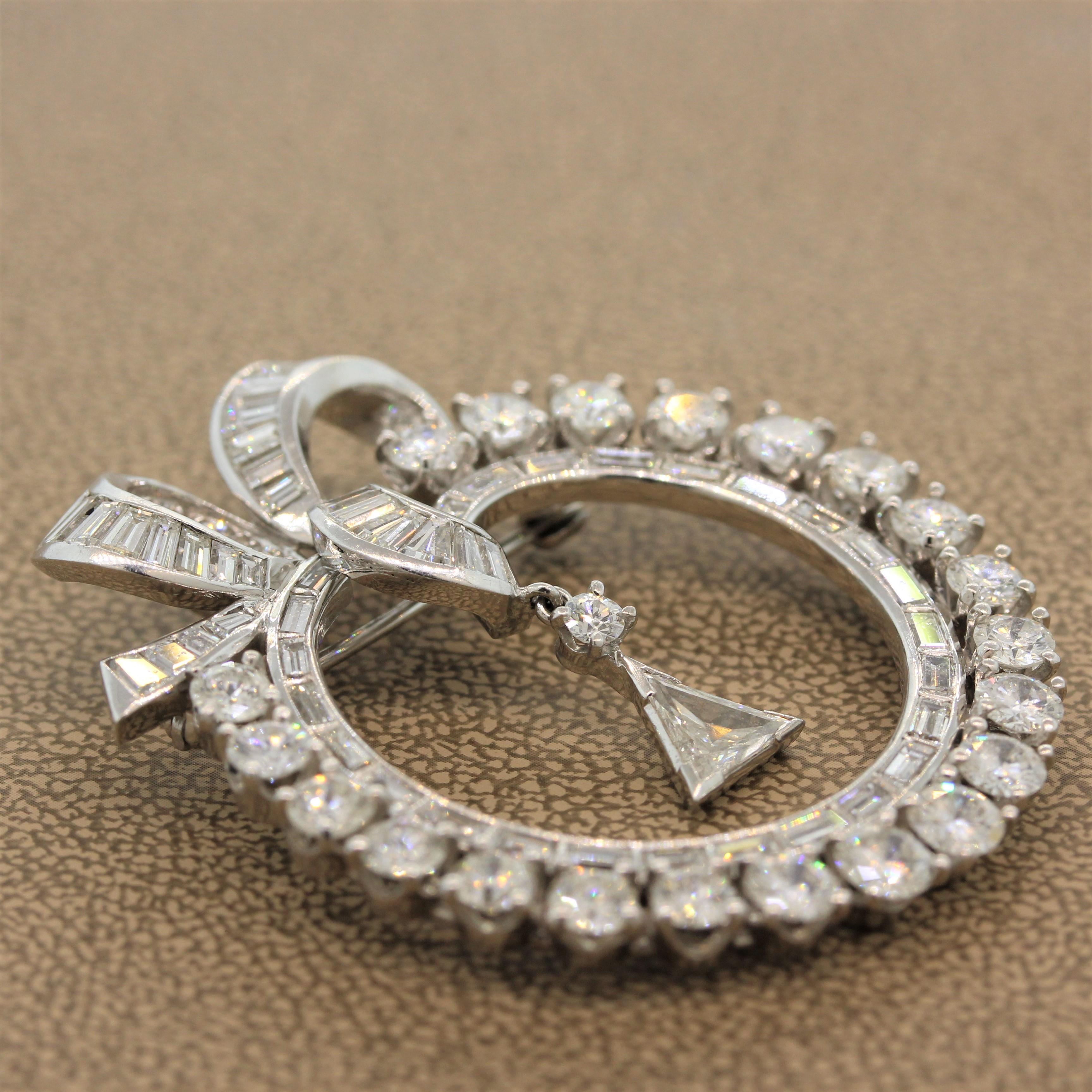 Midcentury Diamond Platinum Circular Wreath Bow Brooch-Pendant In Excellent Condition In Beverly Hills, CA