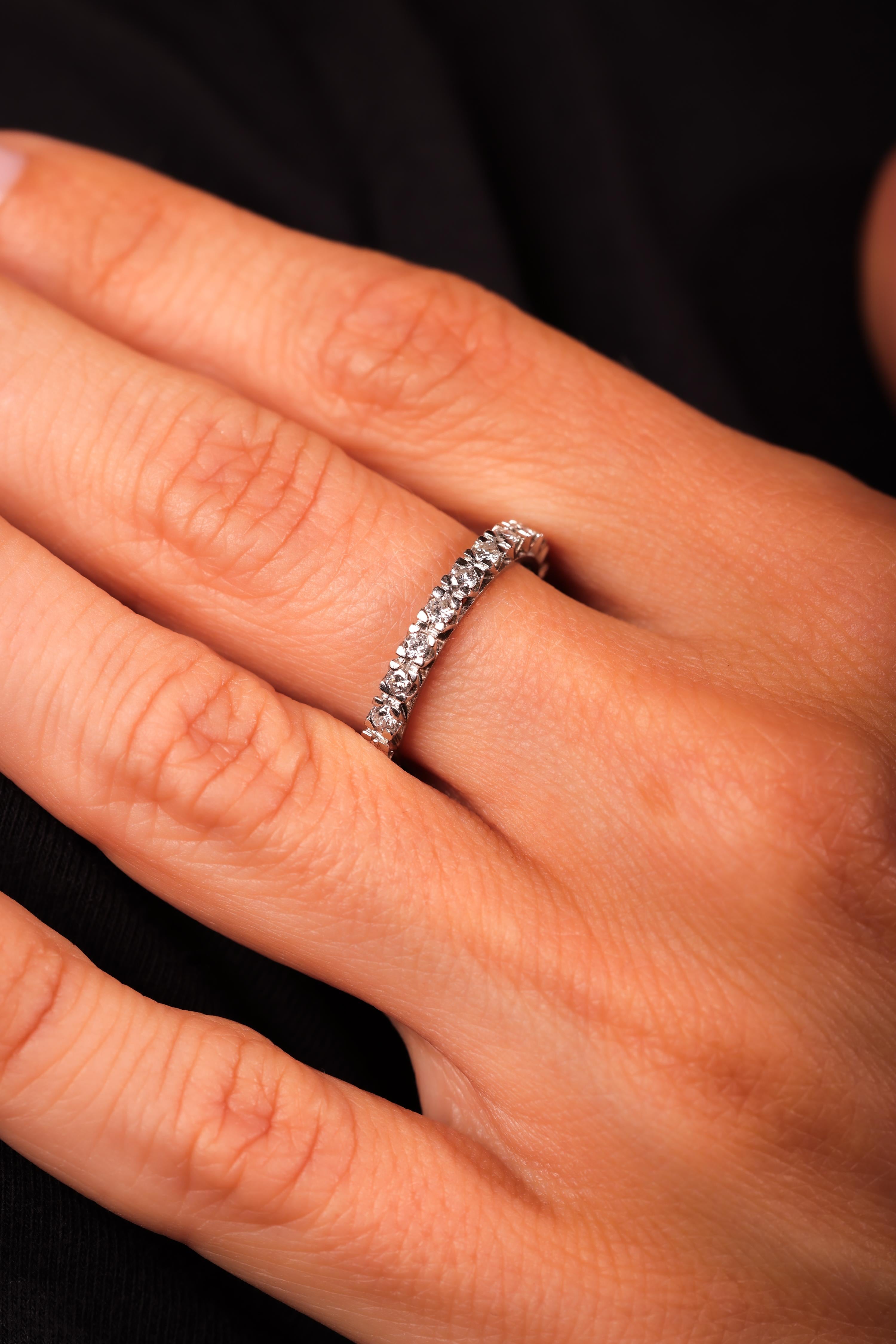 Mid Century Diamond Platinum Eternity Band In Excellent Condition For Sale In Beverly Hills, CA