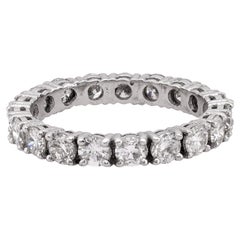 Fascia dell'eternità in platino con diamante di metà secolo